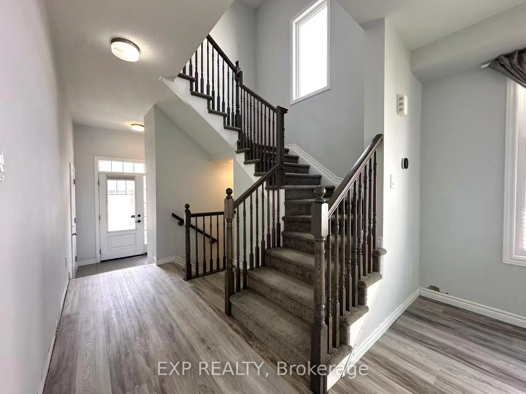 Photo 2 of 823 Regulus Ridge, Ottawa, Barrhaven - Half Moon Bay — HOMEH