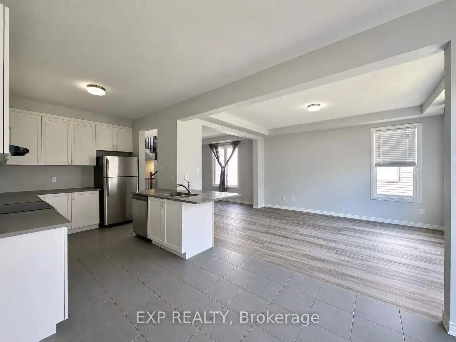 Photo 5 of 823 Regulus Ridge, Ottawa, Barrhaven - Half Moon Bay — HOMEH