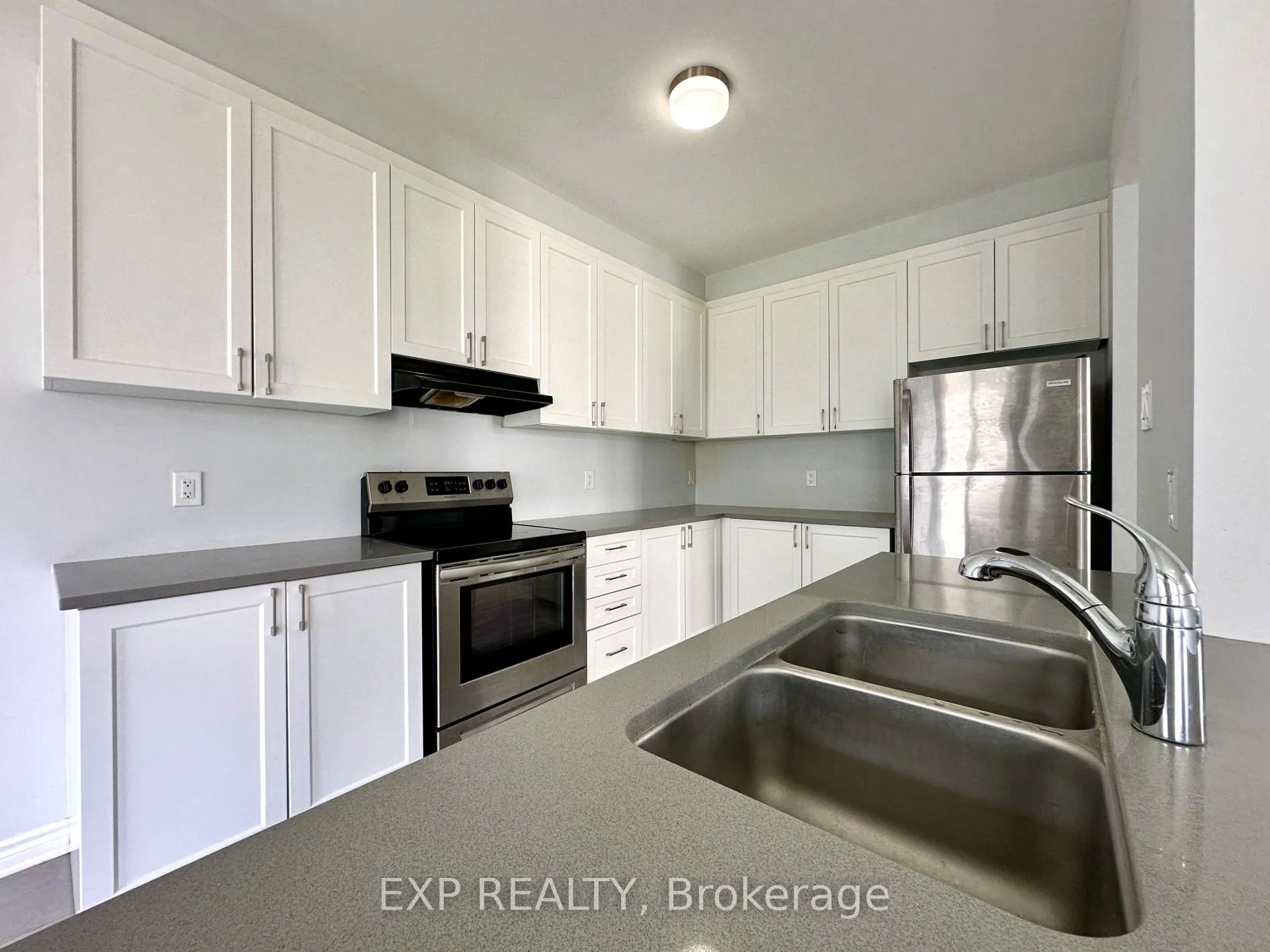 Photo 8 of 823 Regulus Ridge, Ottawa, Barrhaven - Half Moon Bay — HOMEH