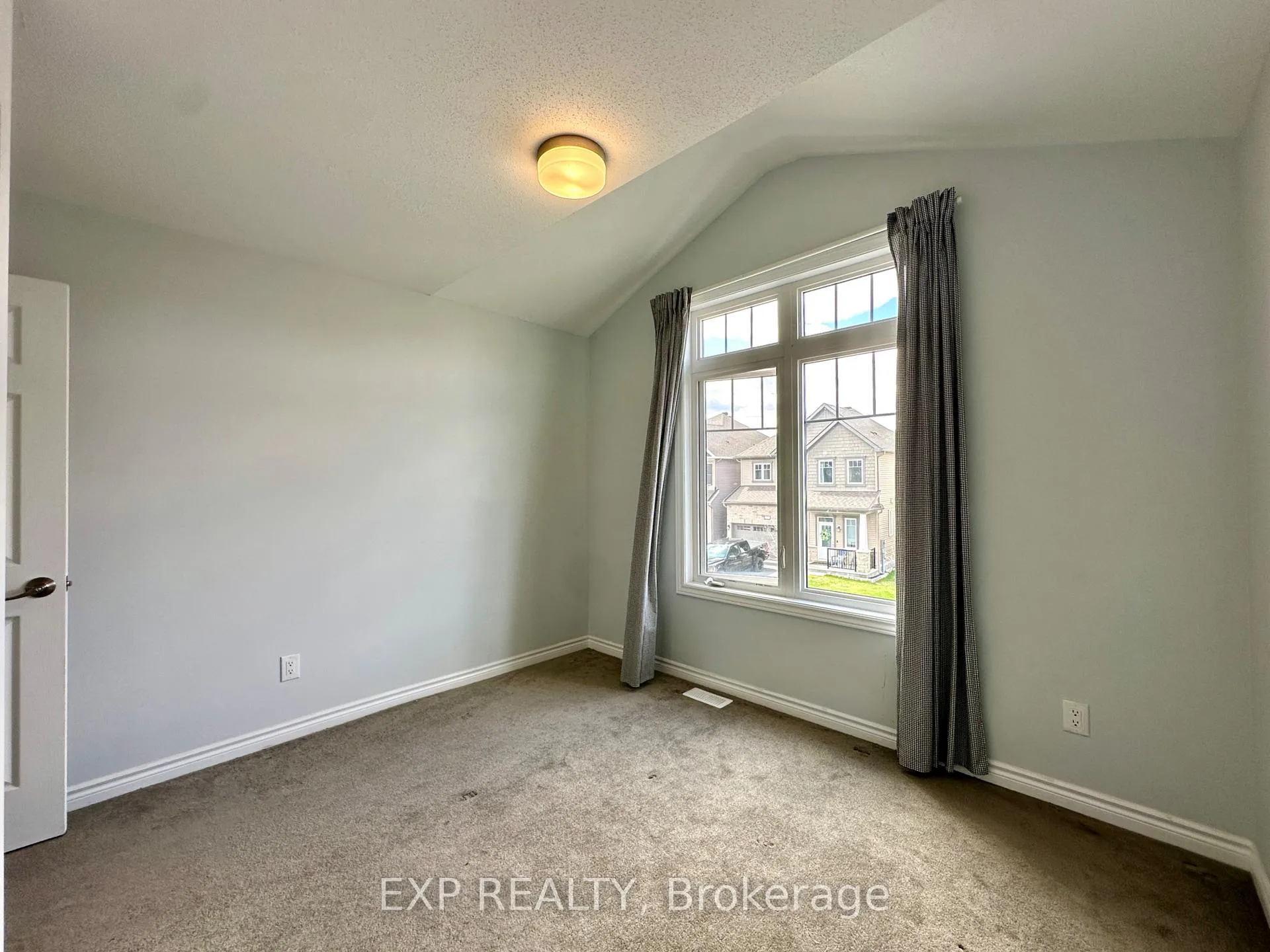 Photo 17 of 823 Regulus Ridge, Ottawa, Barrhaven - Half Moon Bay — HOMEH