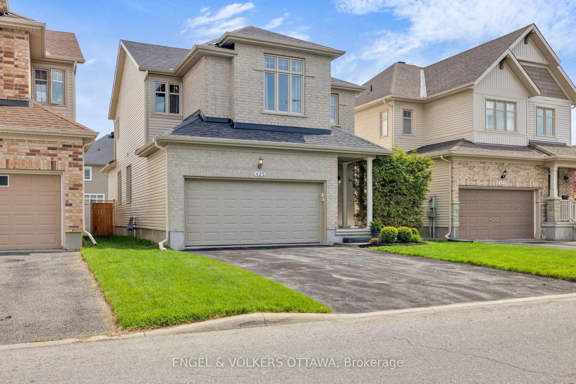 Photo 1 of 425 Cooks Mill Crescent, Ottawa, Riverside South — HOMEH