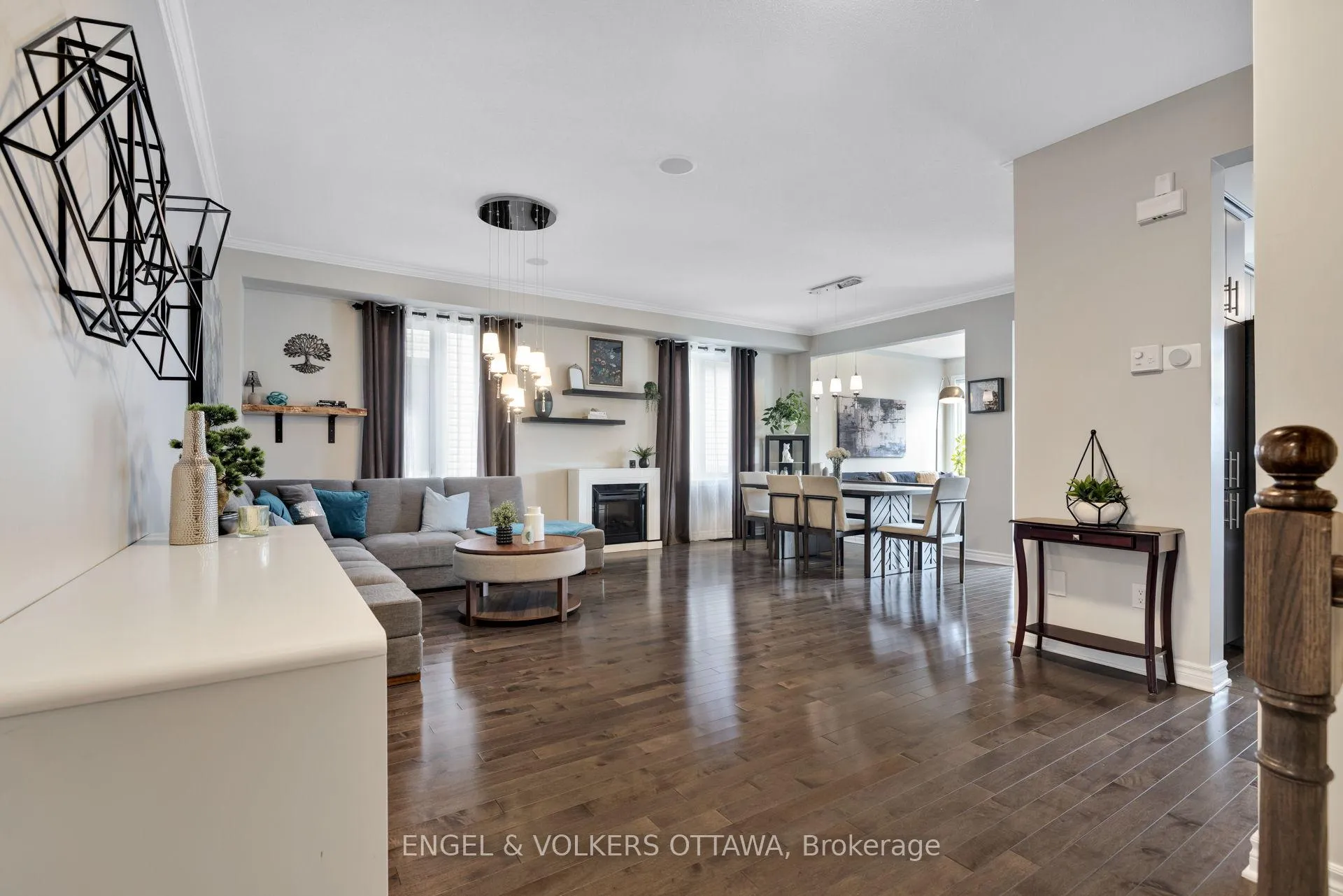 Photo 7 of 425 Cooks Mill Crescent, Ottawa, Riverside South — HOMEH