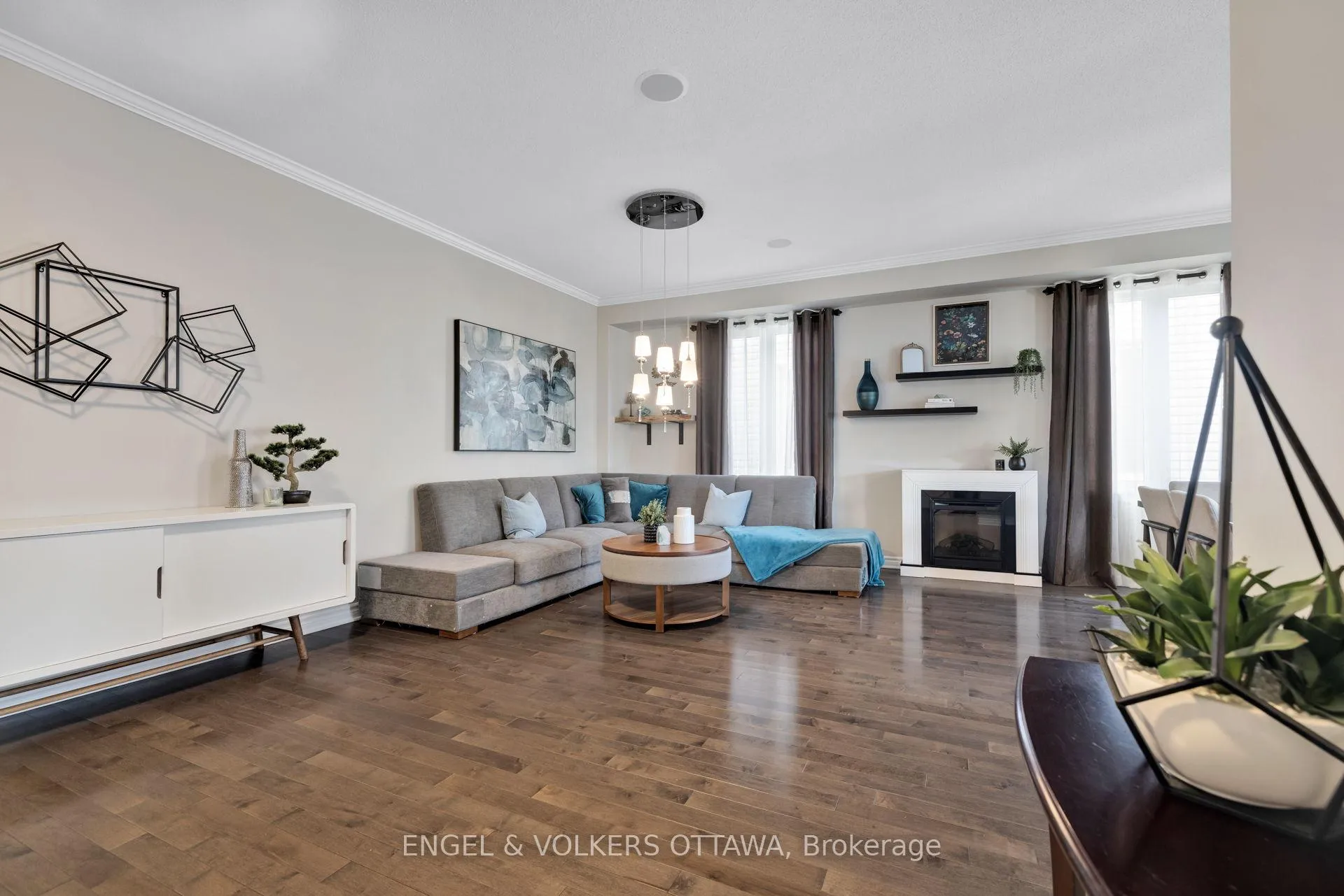 Photo 9 of 425 Cooks Mill Crescent, Ottawa, Riverside South — HOMEH