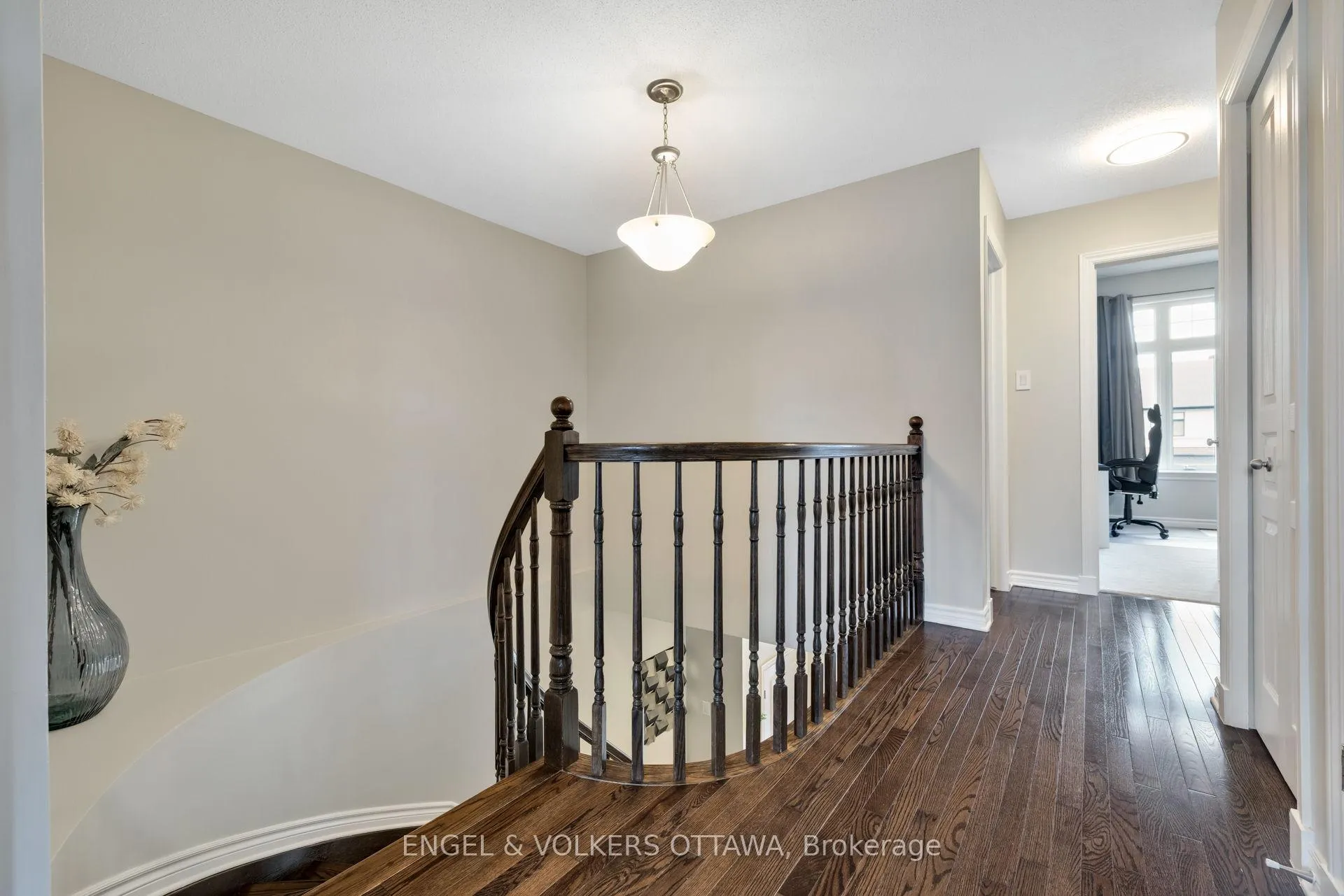 Photo 22 of 425 Cooks Mill Crescent, Ottawa, Riverside South — HOMEH