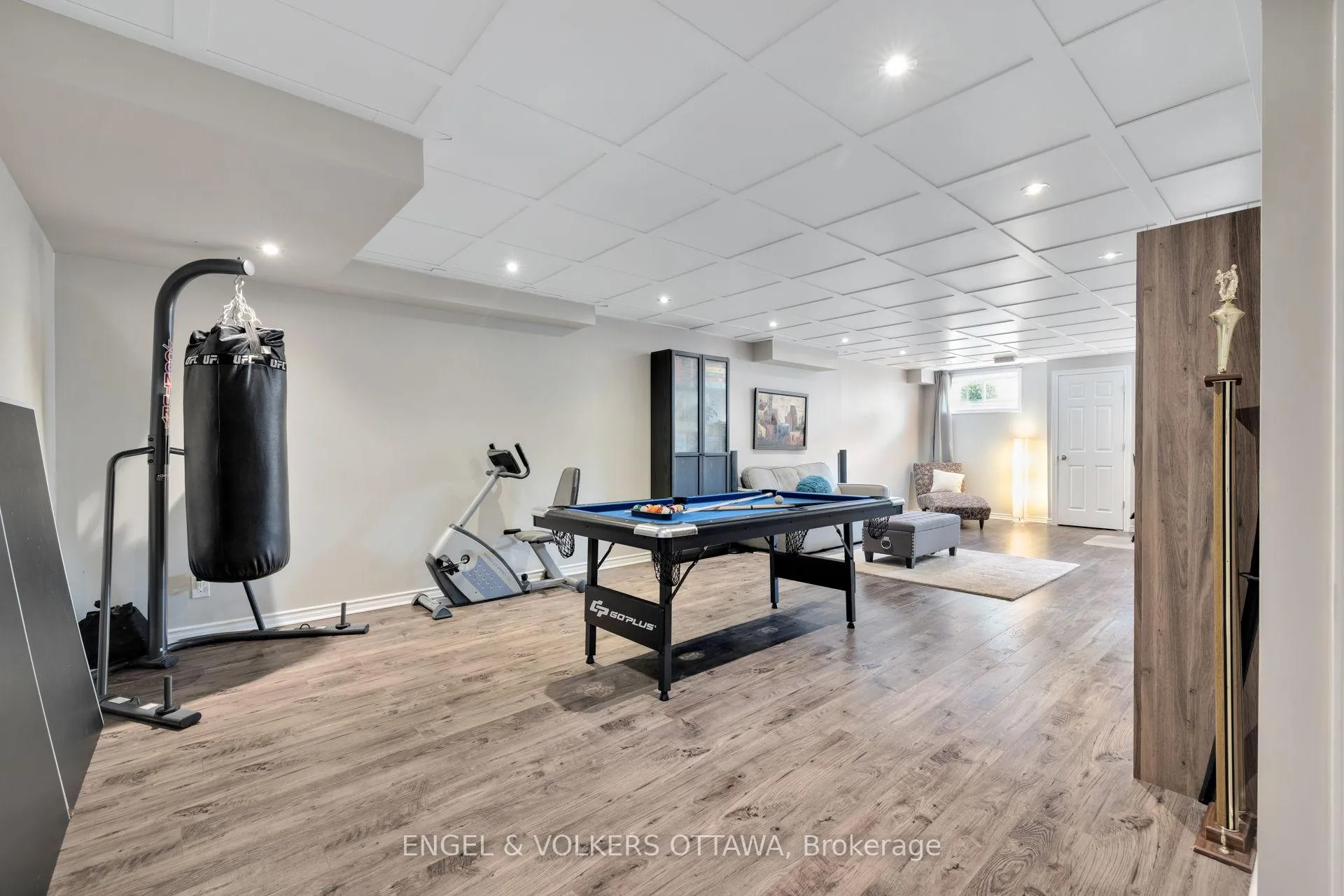 Photo 35 of 425 Cooks Mill Crescent, Ottawa, Riverside South — HOMEH
