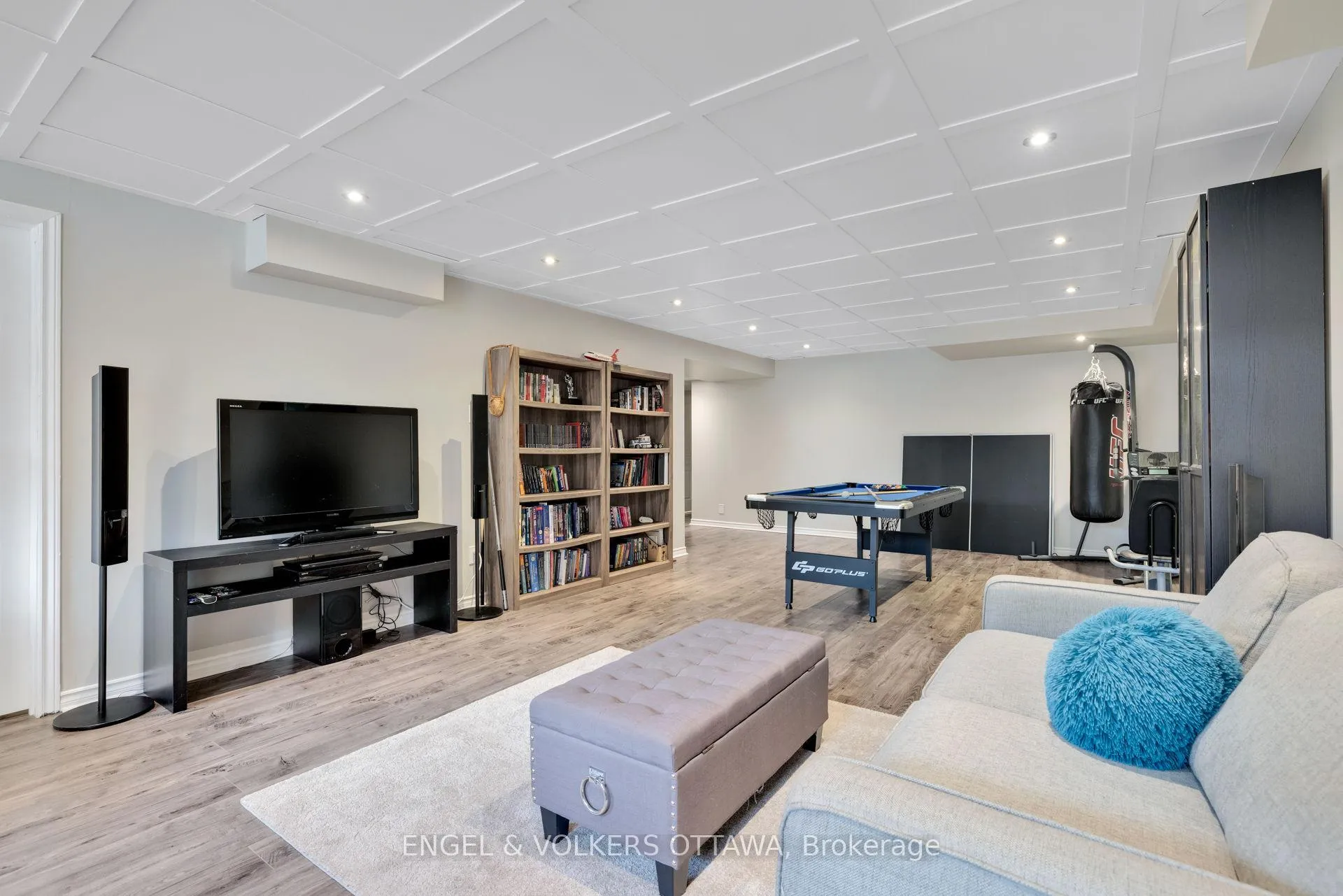 Photo 38 of 425 Cooks Mill Crescent, Ottawa, Riverside South — HOMEH