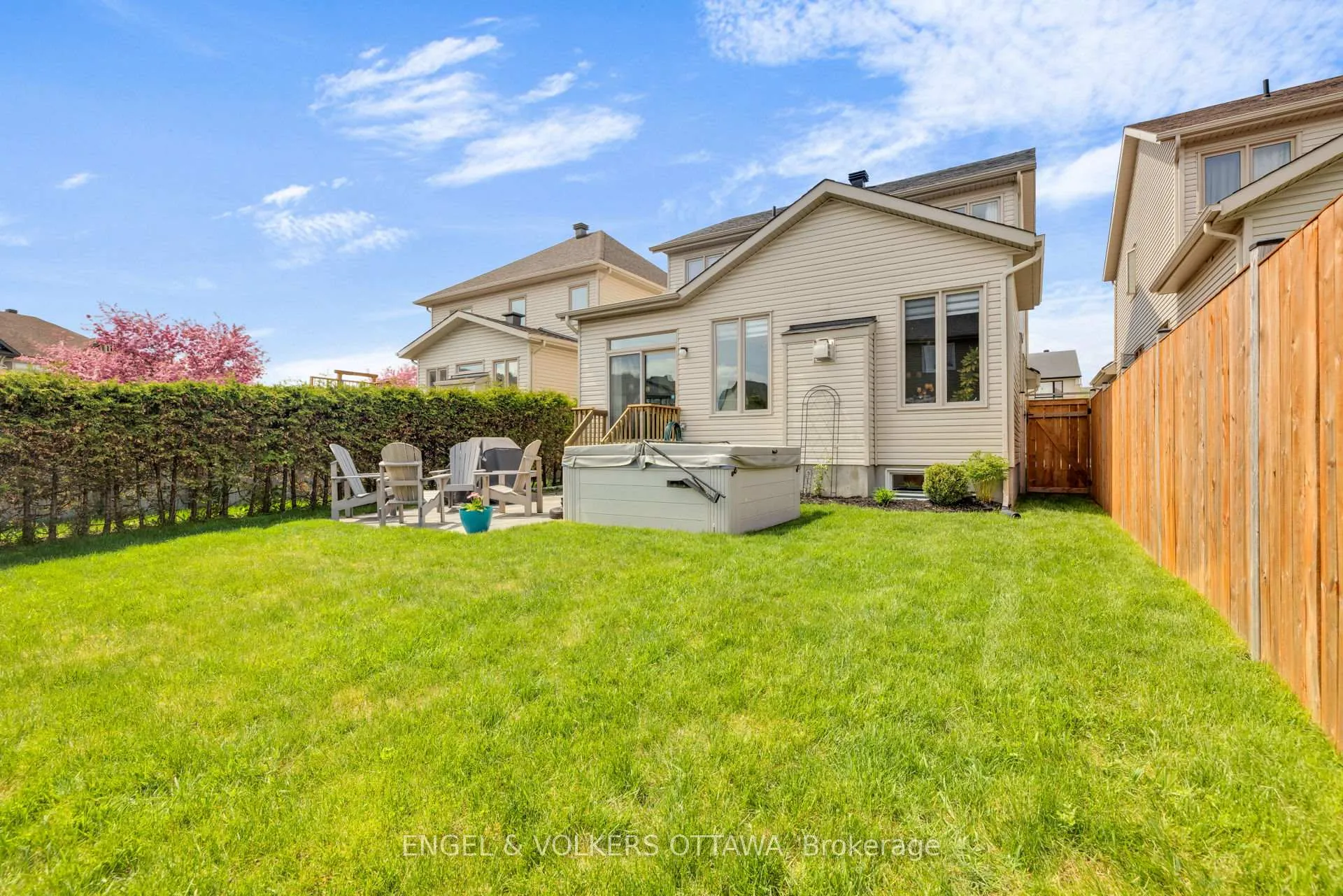 Photo 46 of 425 Cooks Mill Crescent, Ottawa, Riverside South — HOMEH