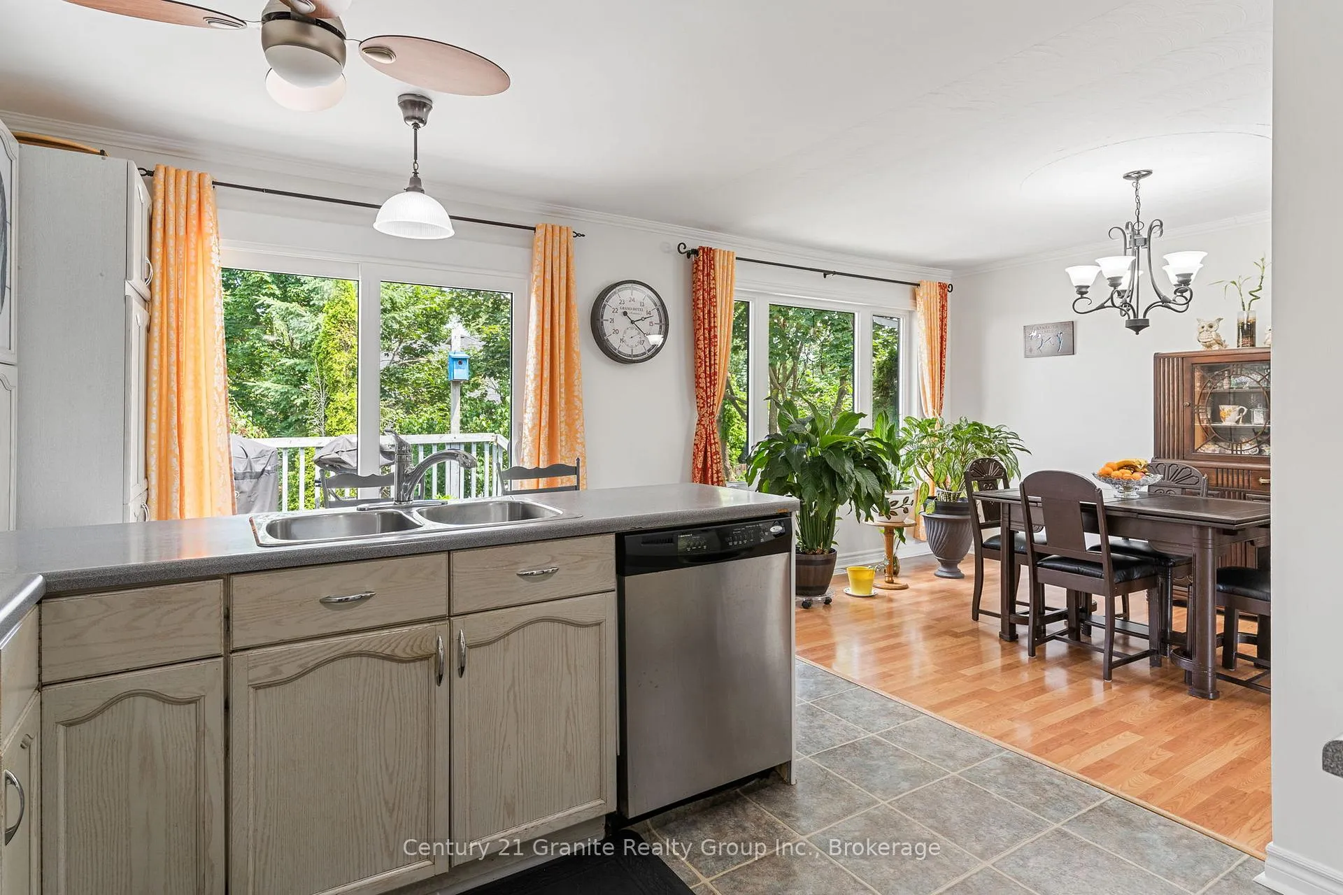 Photo 19 of 4 Birch Crescent, Kawartha Lakes, Bobcaygeon — HOMEH