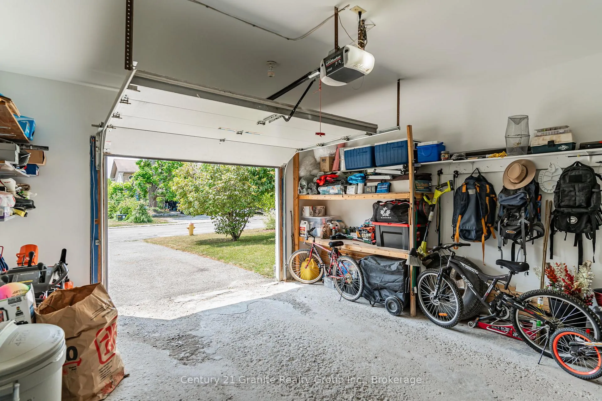 Photo 39 of 4 Birch Crescent, Kawartha Lakes, Bobcaygeon — HOMEH