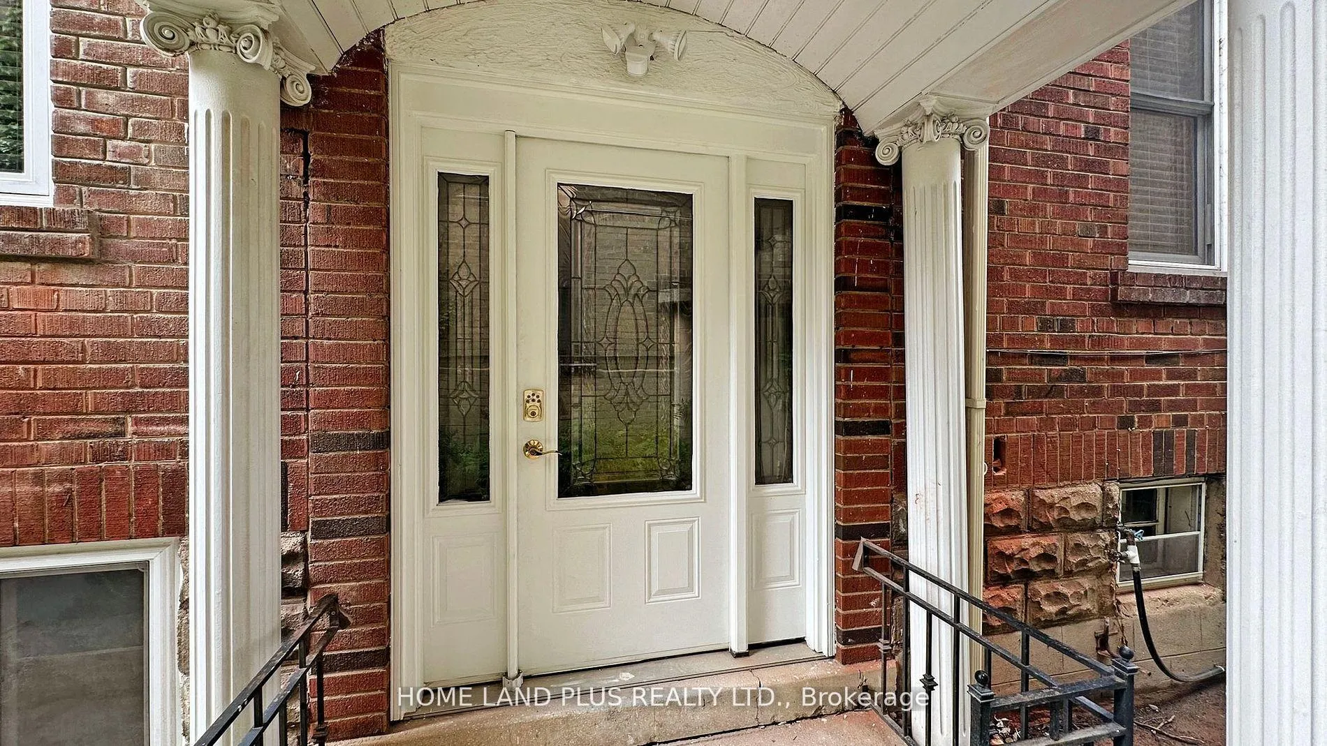 Photo 4 of Unit BSMT B, 919 Avenue Road, Toronto, Yonge-Eglinton — HOMEH