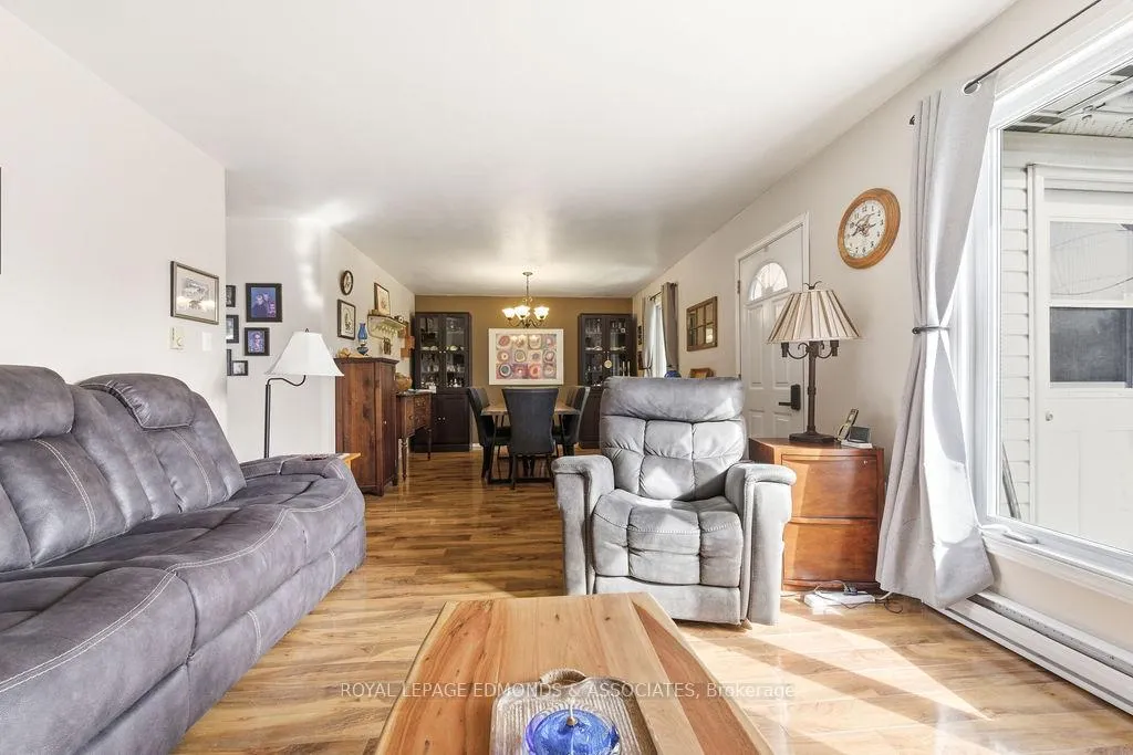 Photo 15 of 19 Elliott Street, Whitewater Region, Beachburg — HOMEH