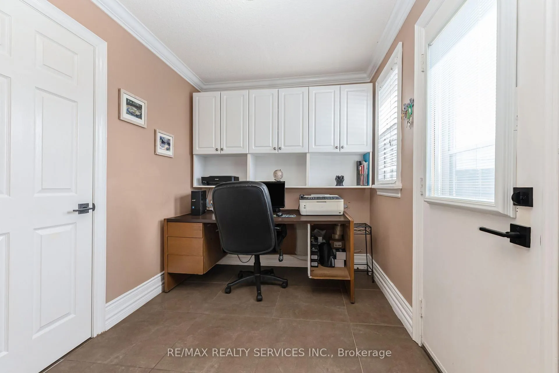 Photo 9 of 29 Chestnut Avenue, Brampton, Northwood Park — HOMEH