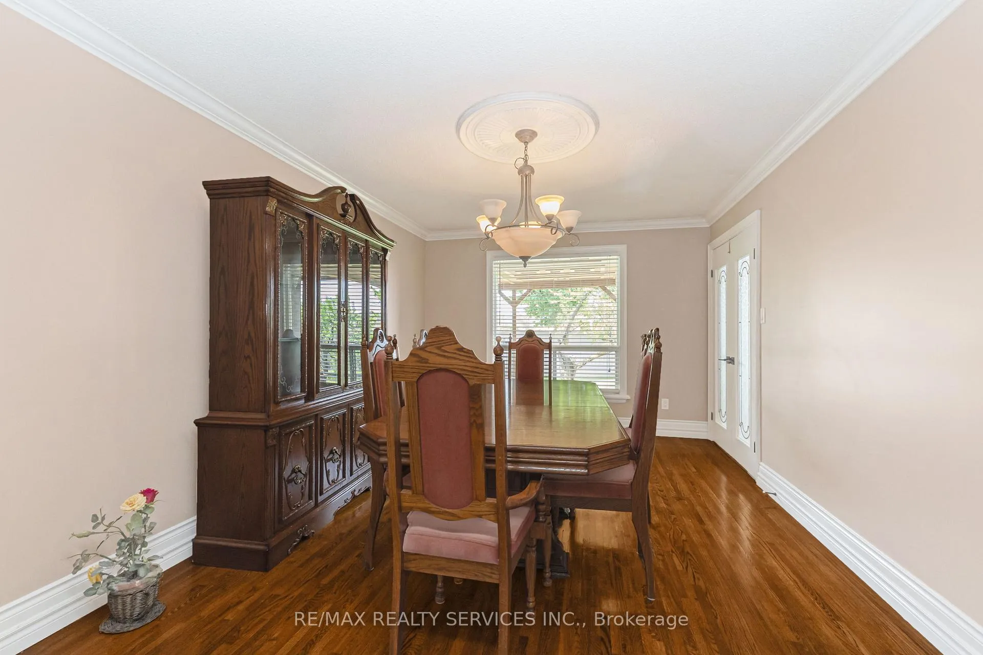 Photo 14 of 29 Chestnut Avenue, Brampton, Northwood Park — HOMEH