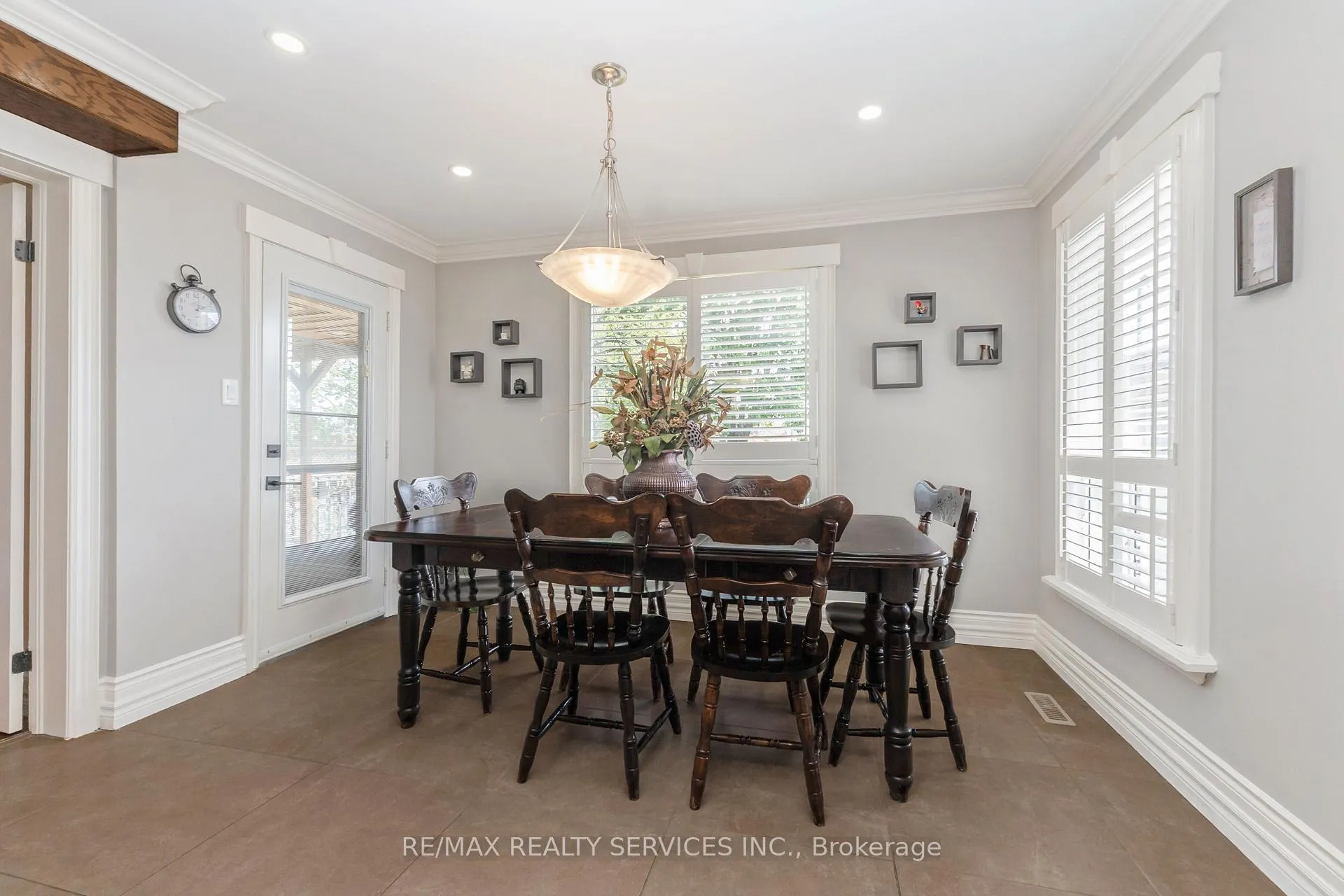 Photo 20 of 29 Chestnut Avenue, Brampton, Northwood Park — HOMEH
