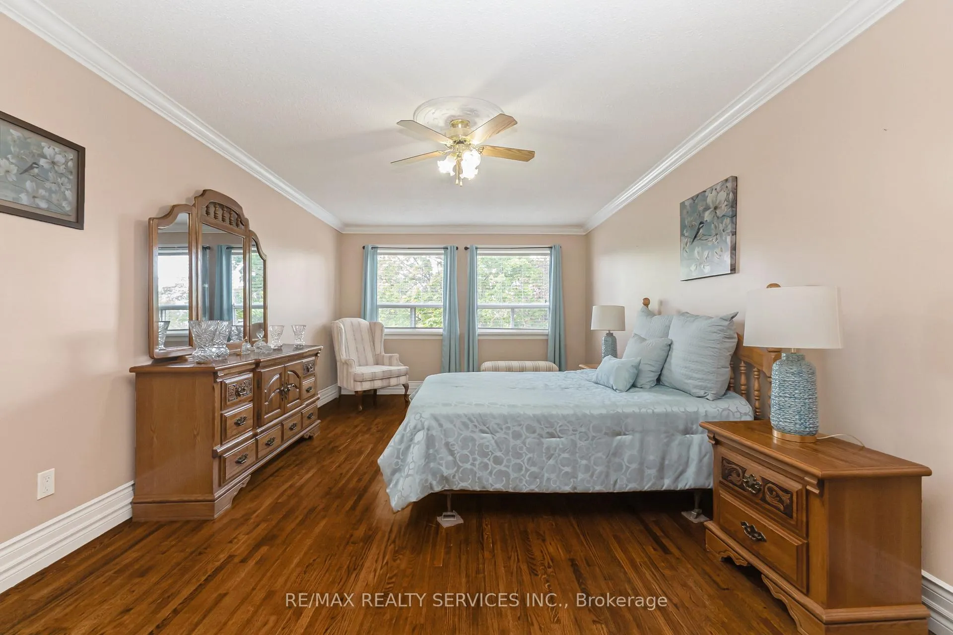Photo 26 of 29 Chestnut Avenue, Brampton, Northwood Park — HOMEH