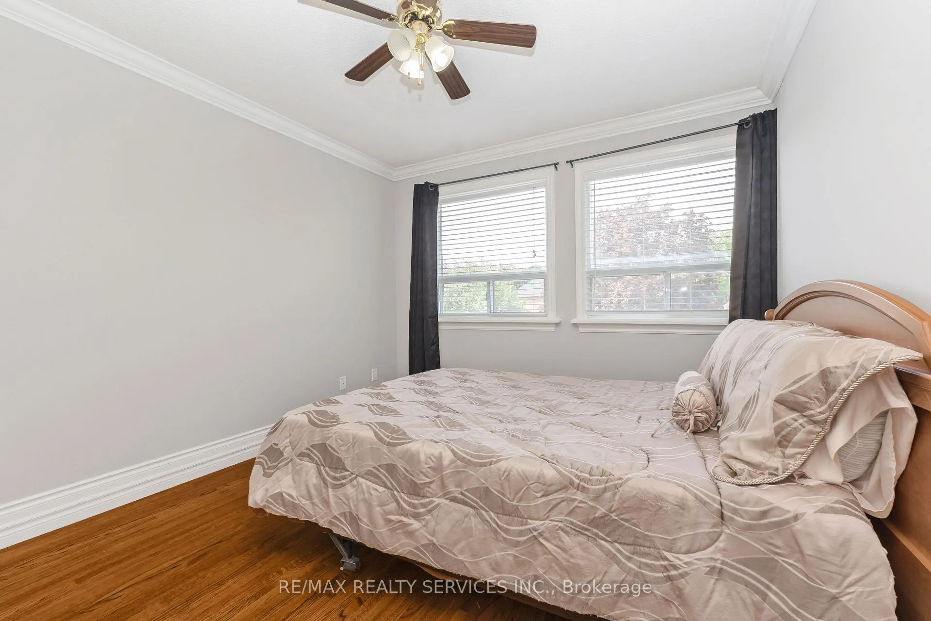 Photo 33 of 29 Chestnut Avenue, Brampton, Northwood Park — HOMEH