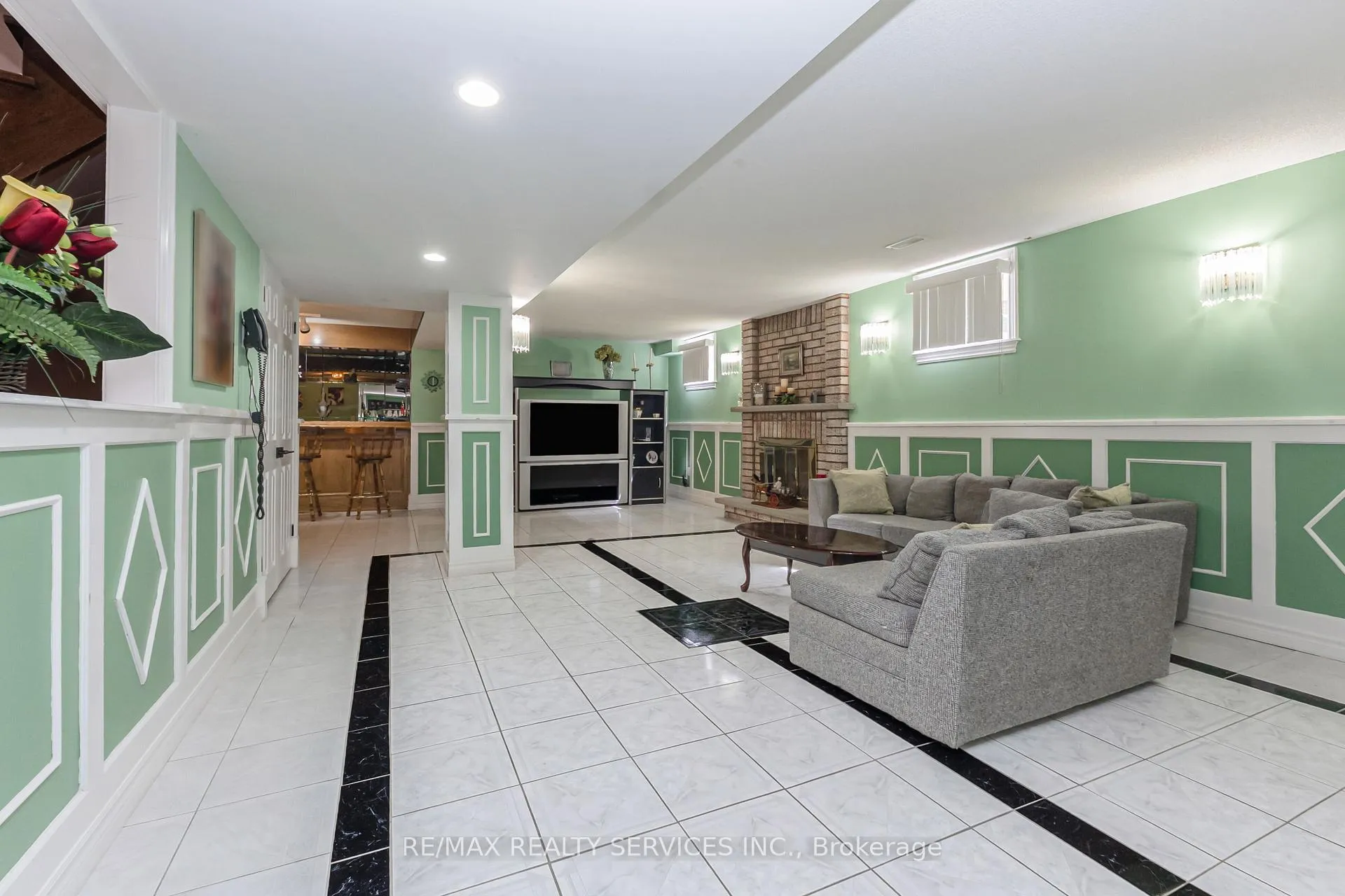Photo 39 of 29 Chestnut Avenue, Brampton, Northwood Park — HOMEH