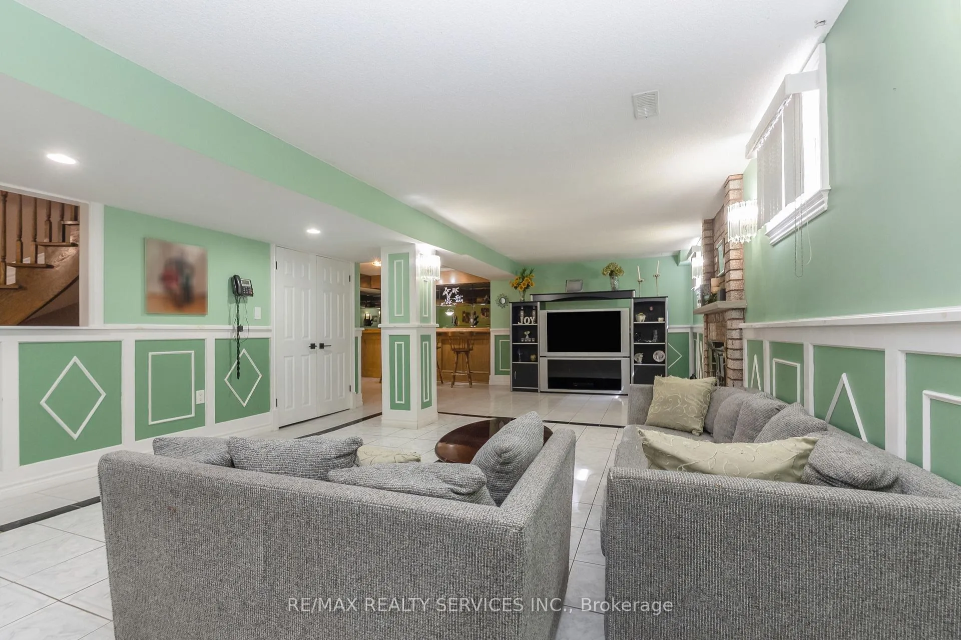 Photo 40 of 29 Chestnut Avenue, Brampton, Northwood Park — HOMEH