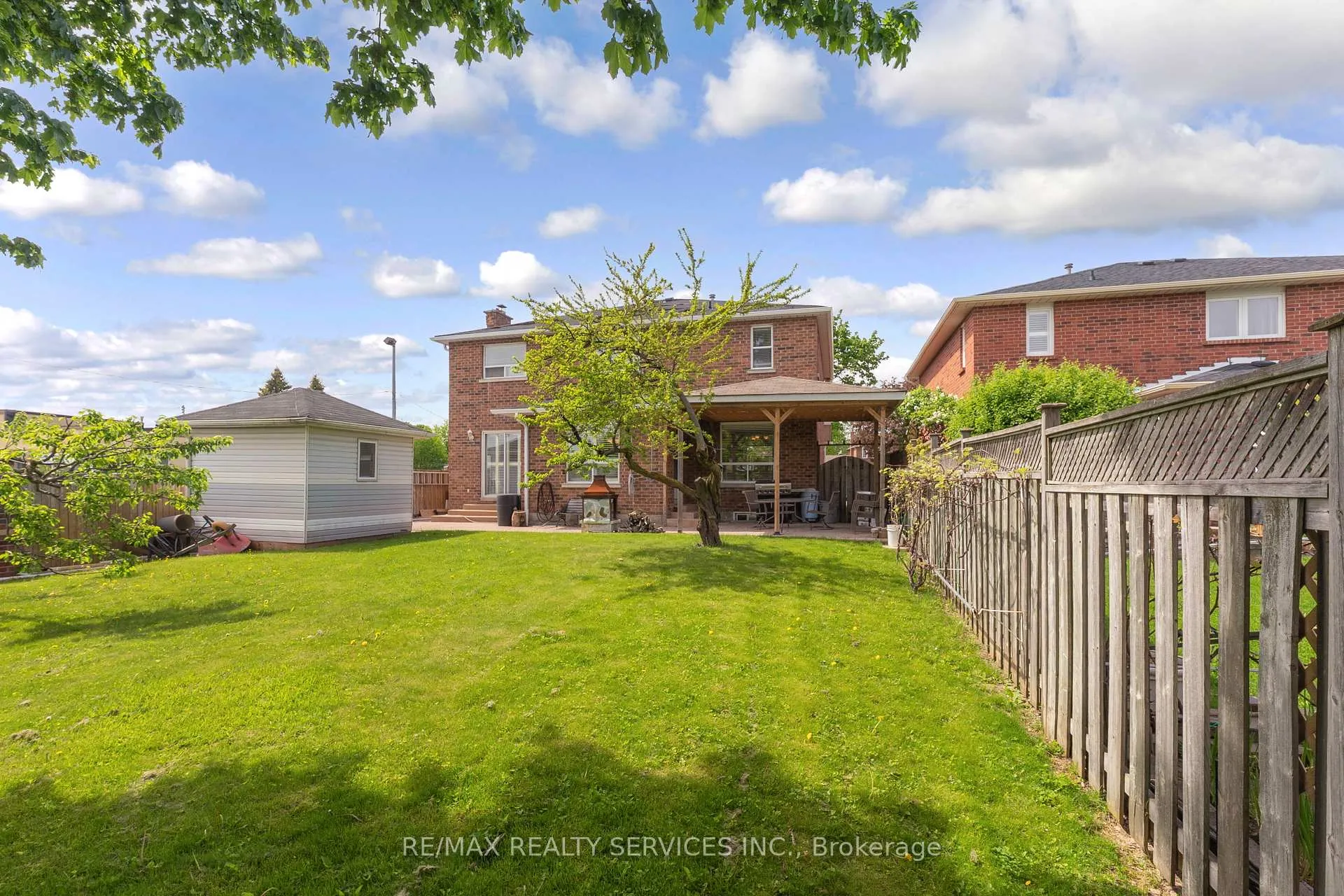 Photo 49 of 29 Chestnut Avenue, Brampton, Northwood Park — HOMEH