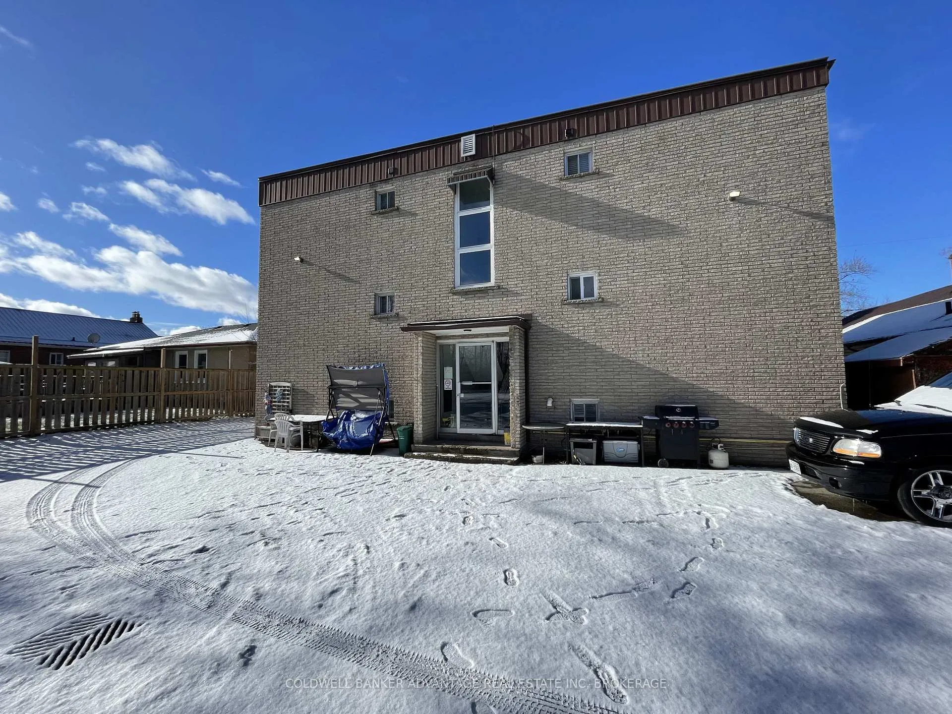 Photo 10 of Unit 1, 136 Wilton Avenue, Welland, Broadway — HOMEH