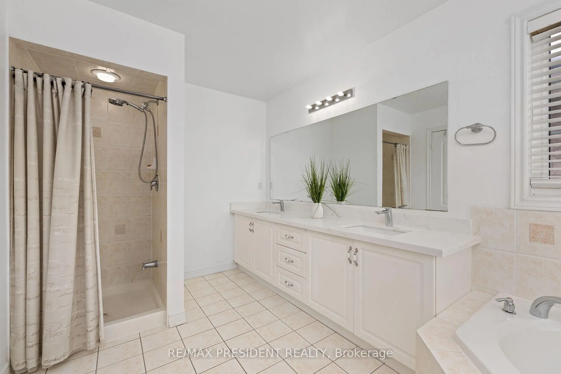 Photo 23 of 3 Kidbrook Road, Brampton, Bram East — HOMEH