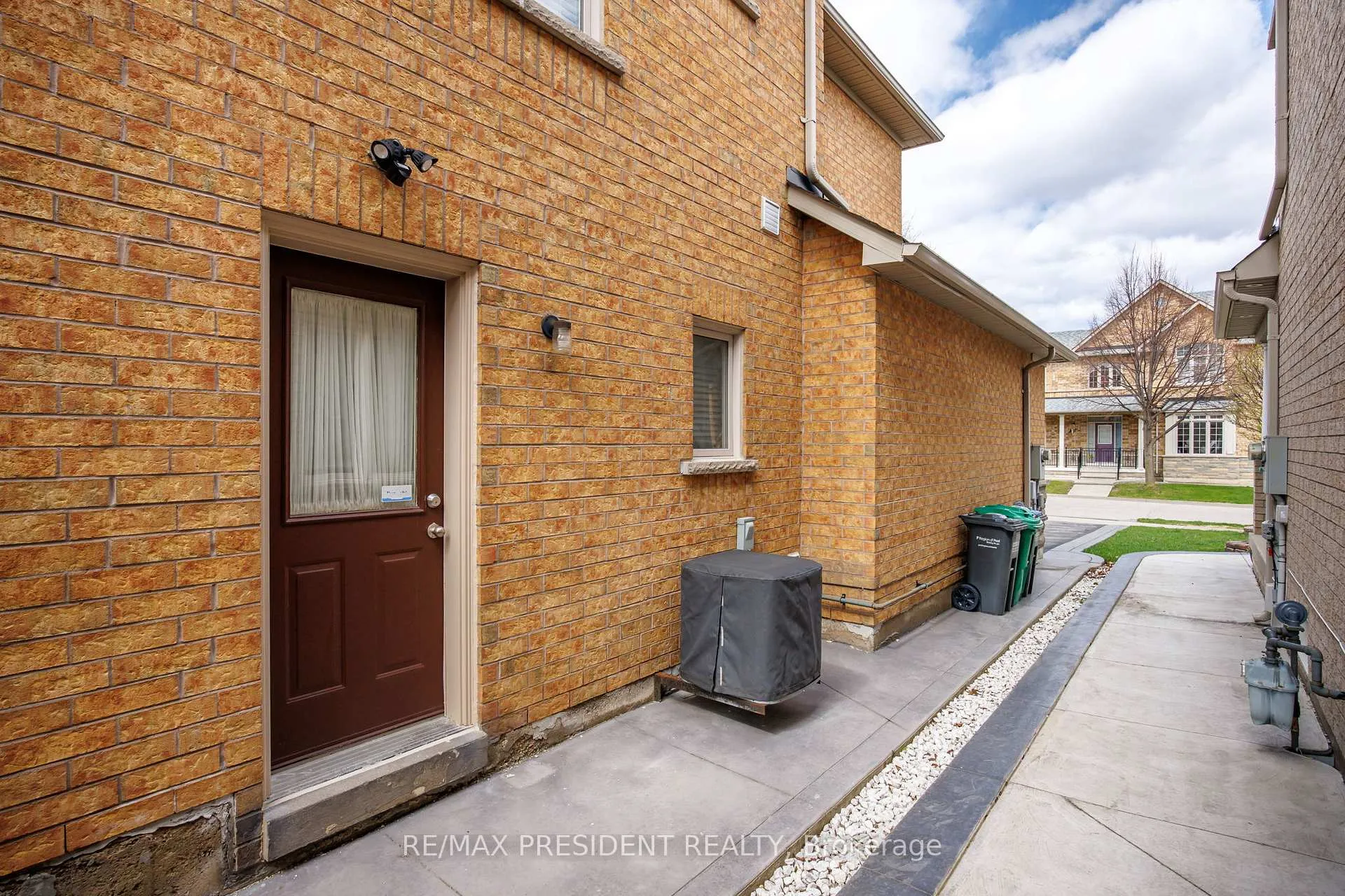 Photo 46 of 3 Kidbrook Road, Brampton, Bram East — HOMEH