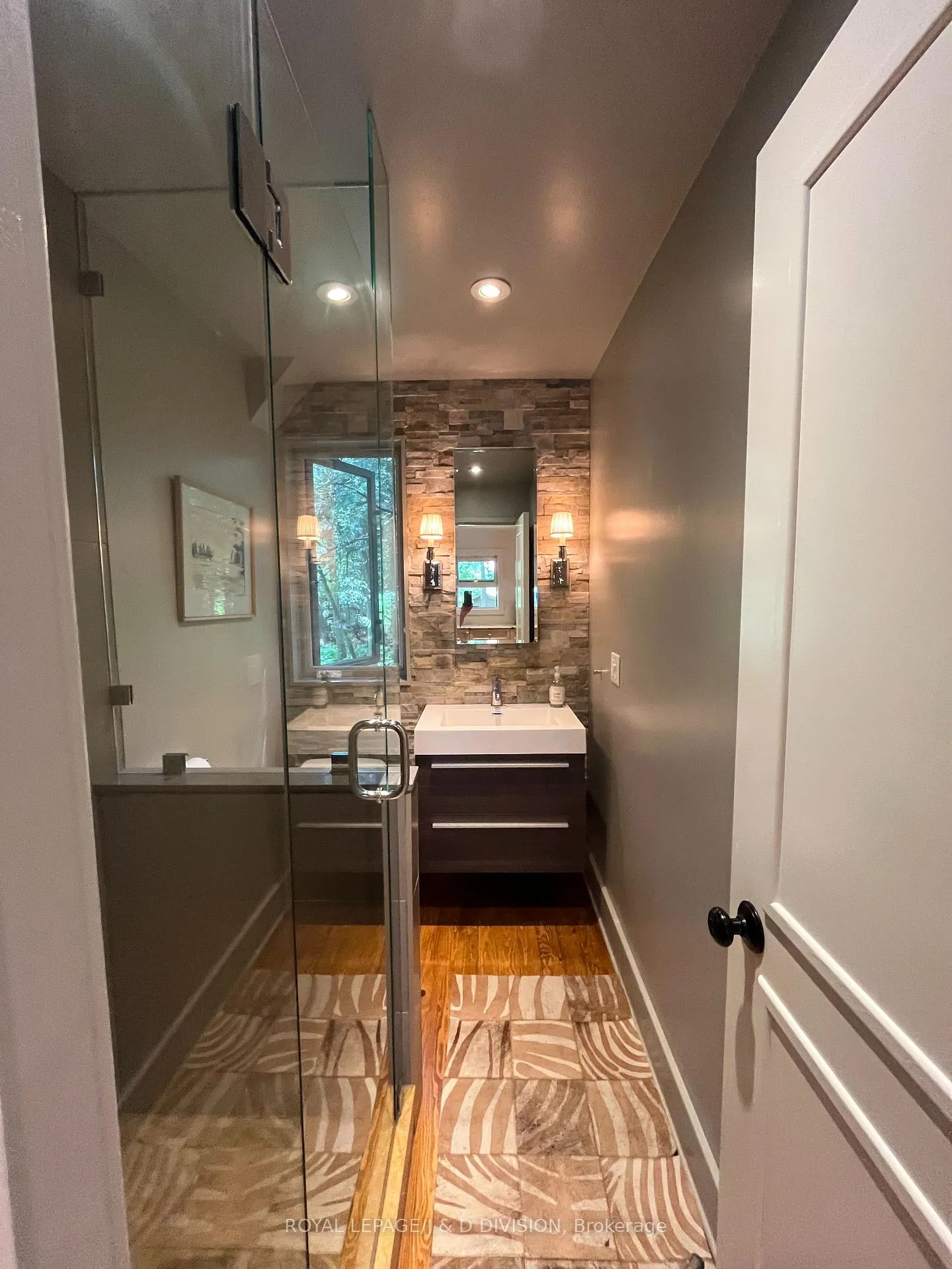 Photo 8 of 2429 Julia Shore Road W, Douro-Dummer — HOMEH