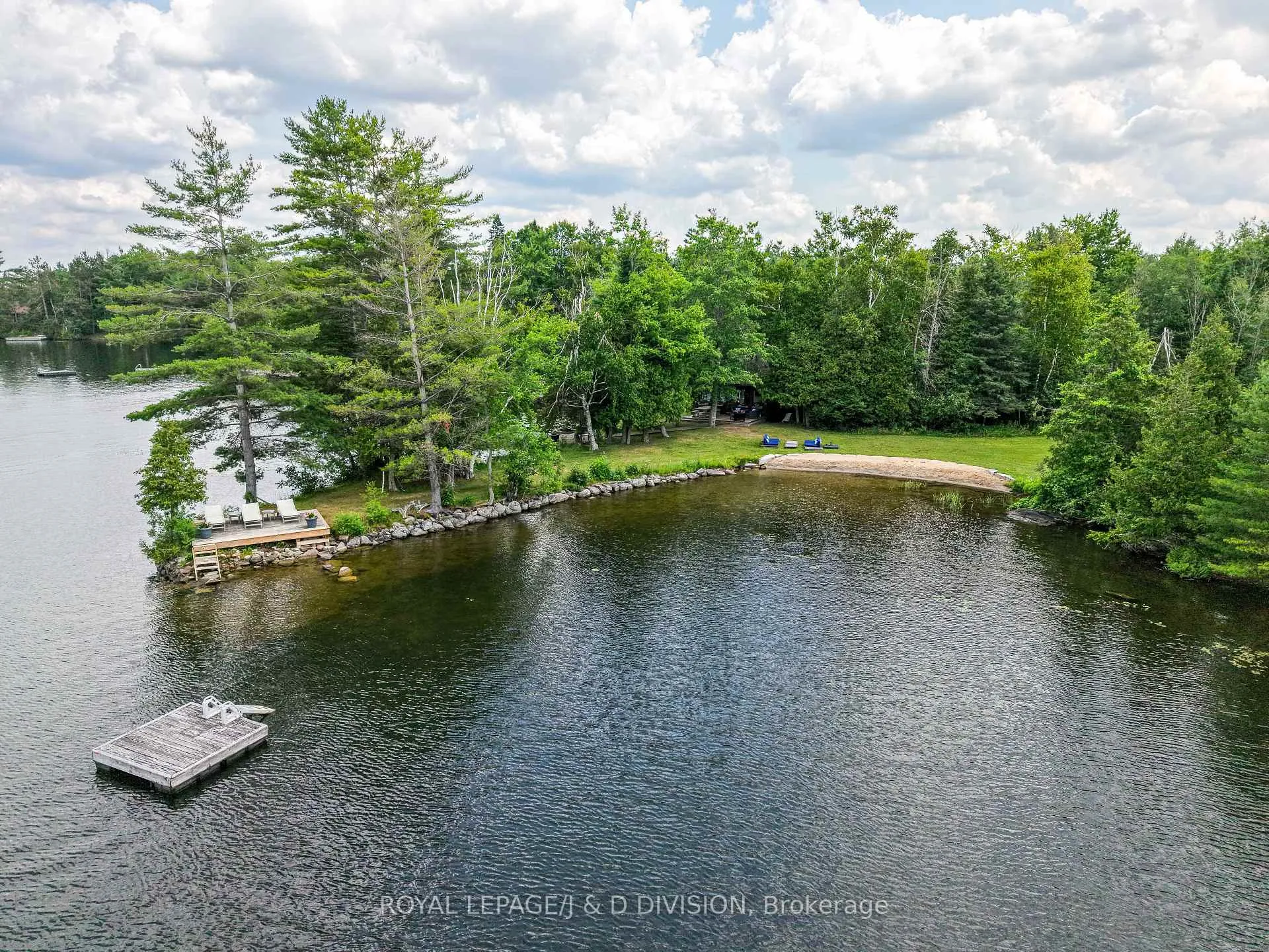 Photo 32 of 2429 Julia Shore Road W, Douro-Dummer — HOMEH