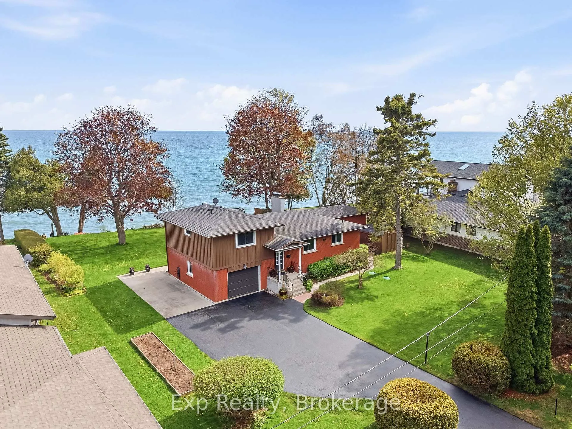 Photo 1 of 10 Cedar Lea Street, Cobourg — HOMEH