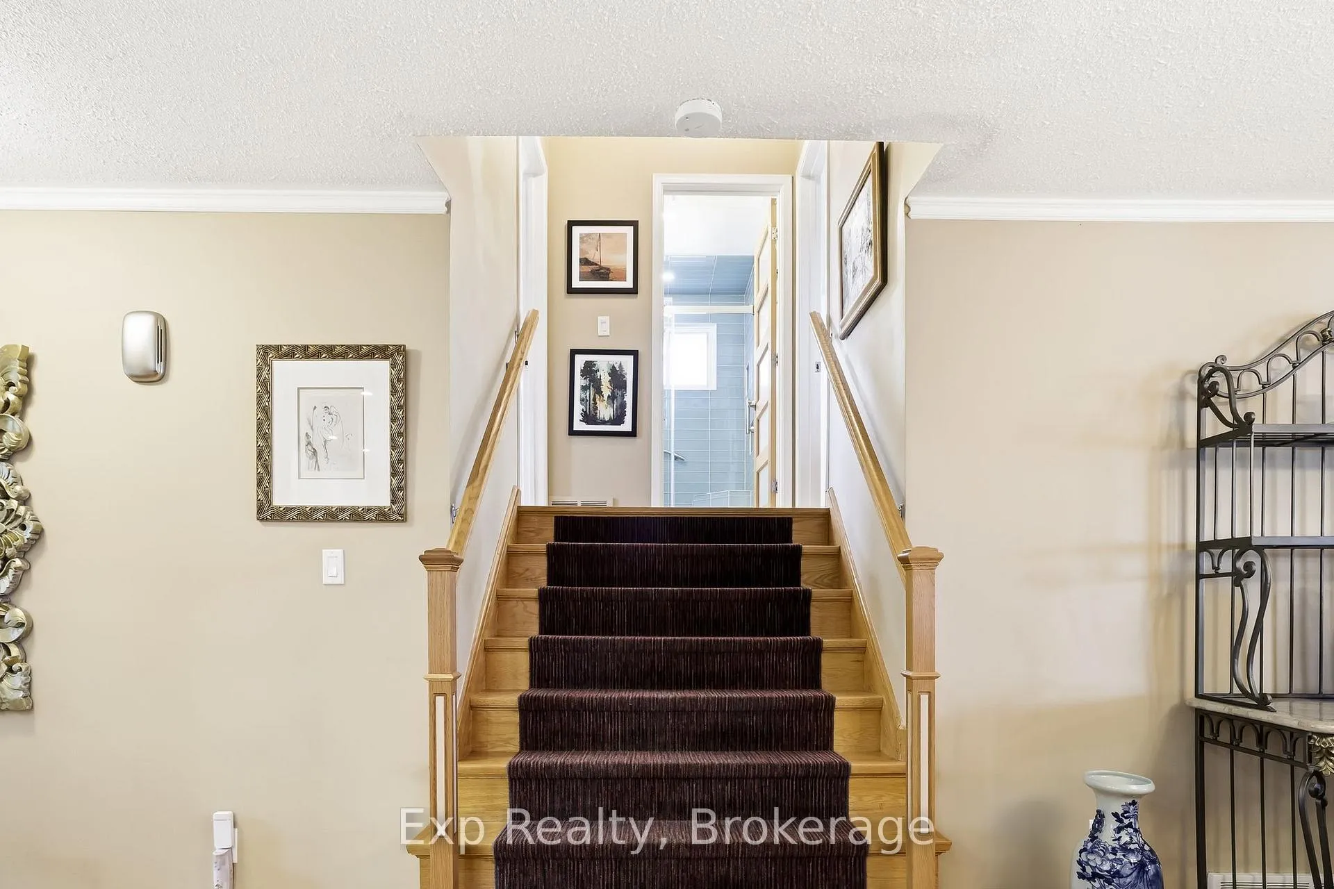Photo 24 of 10 Cedar Lea Street, Cobourg — HOMEH