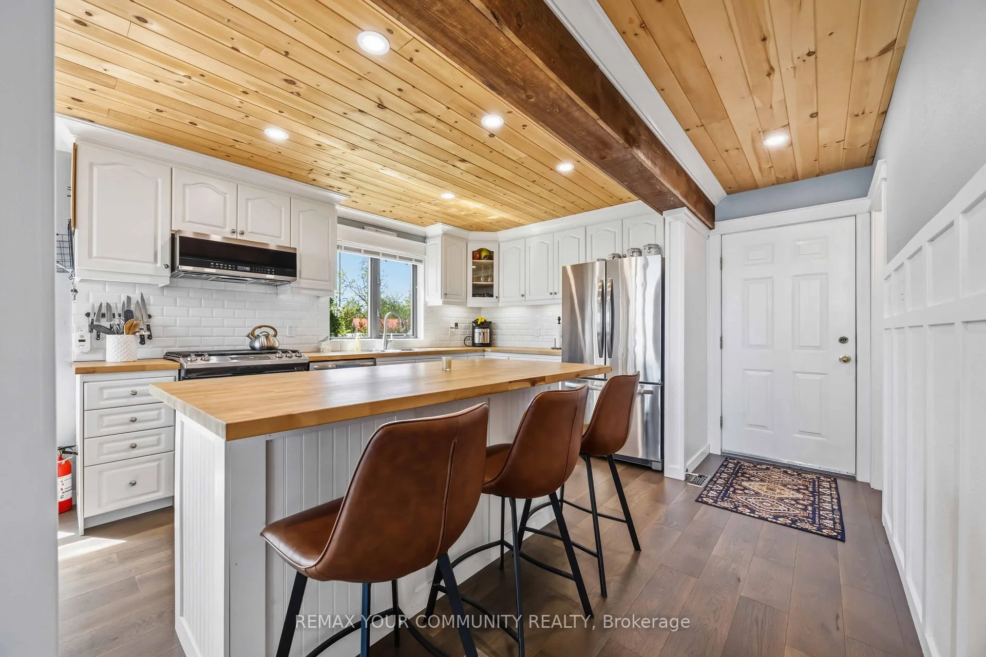Photo 7 of 762 Loon Road, Georgina Islands, Georgina Island — HOMEH
