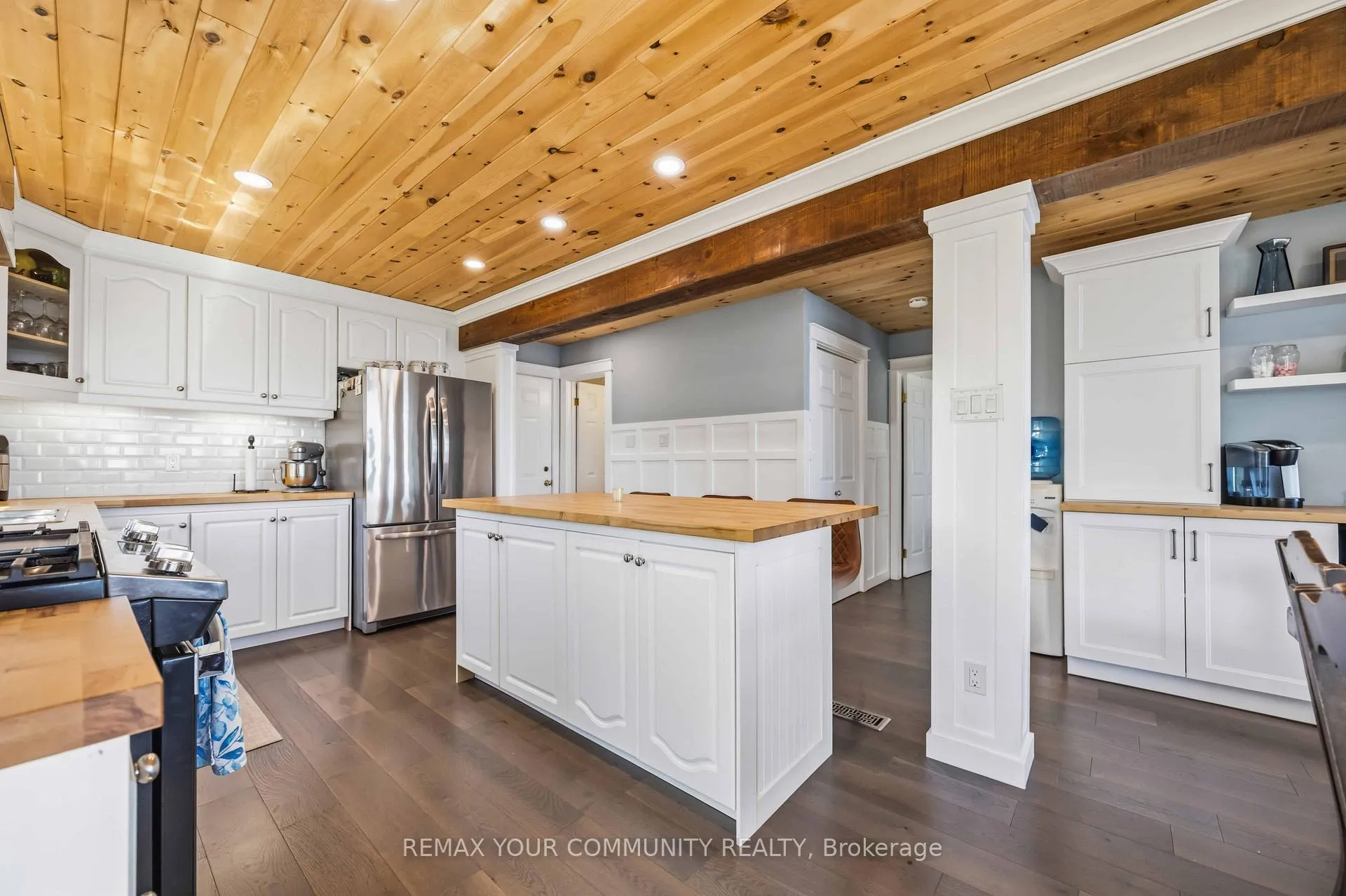 Photo 9 of 762 Loon Road, Georgina Islands, Georgina Island — HOMEH