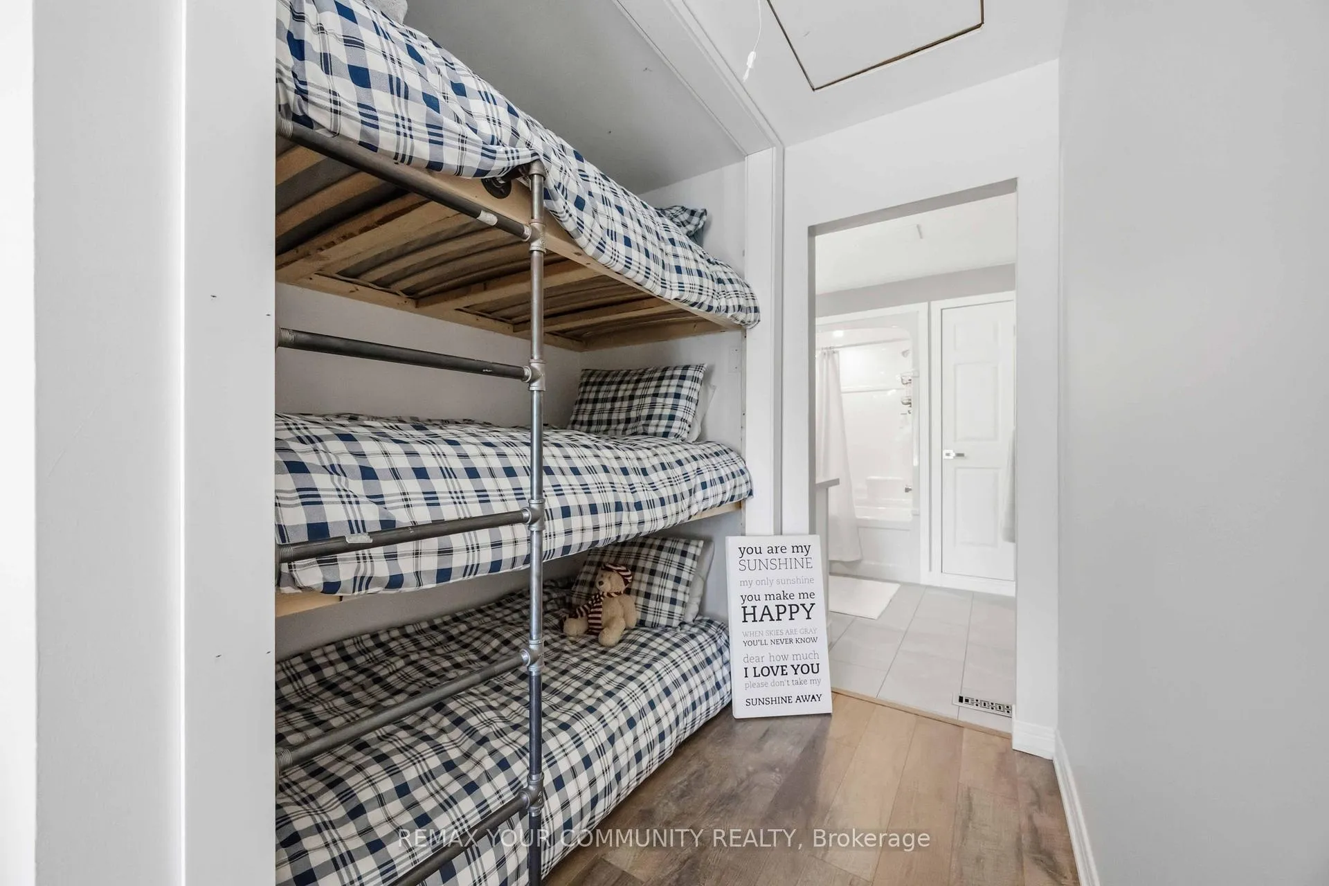 Photo 20 of 762 Loon Road, Georgina Islands, Georgina Island — HOMEH