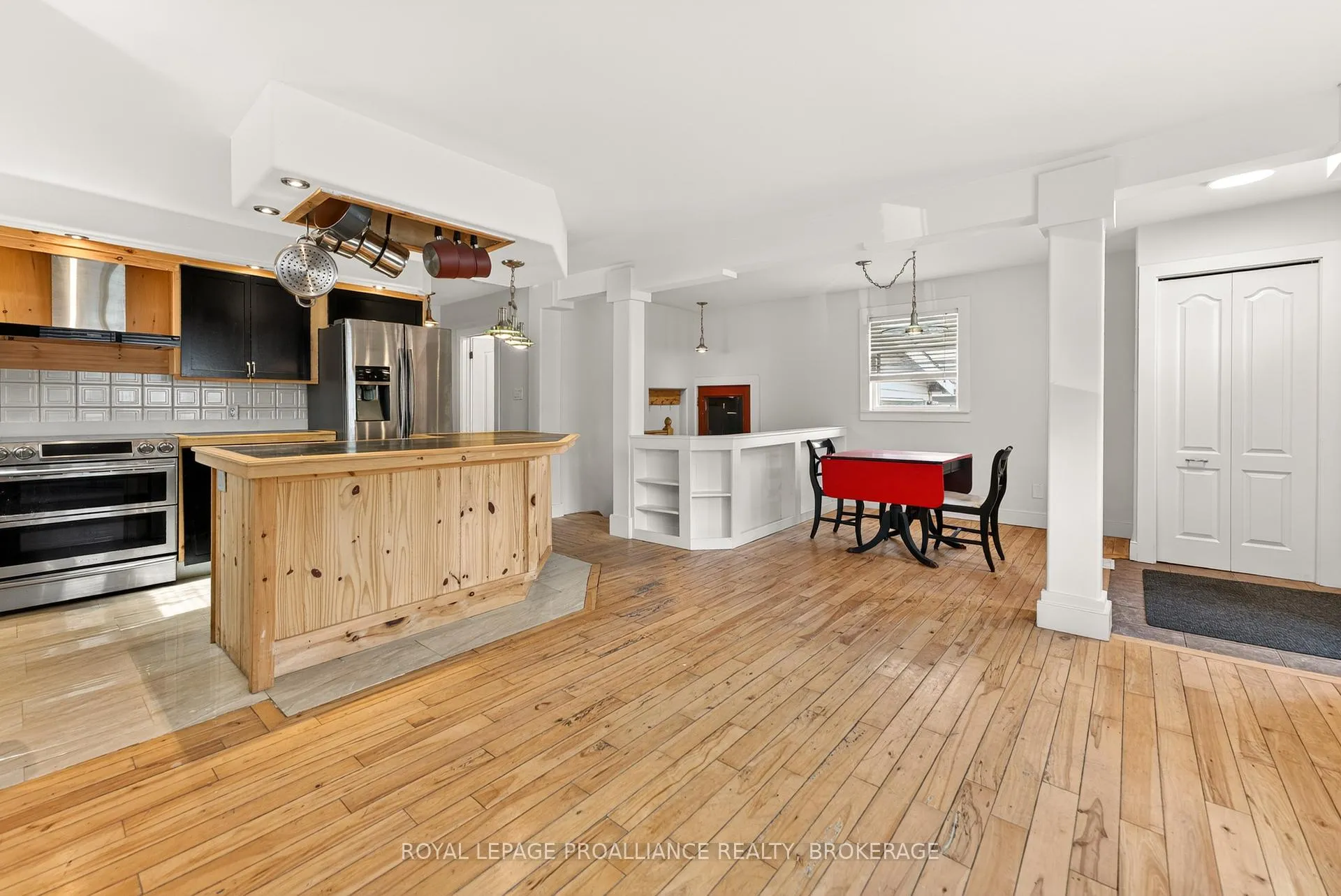 Photo 6 of 169 Carruthers Avenue, Kingston, Central City East — HOMEH