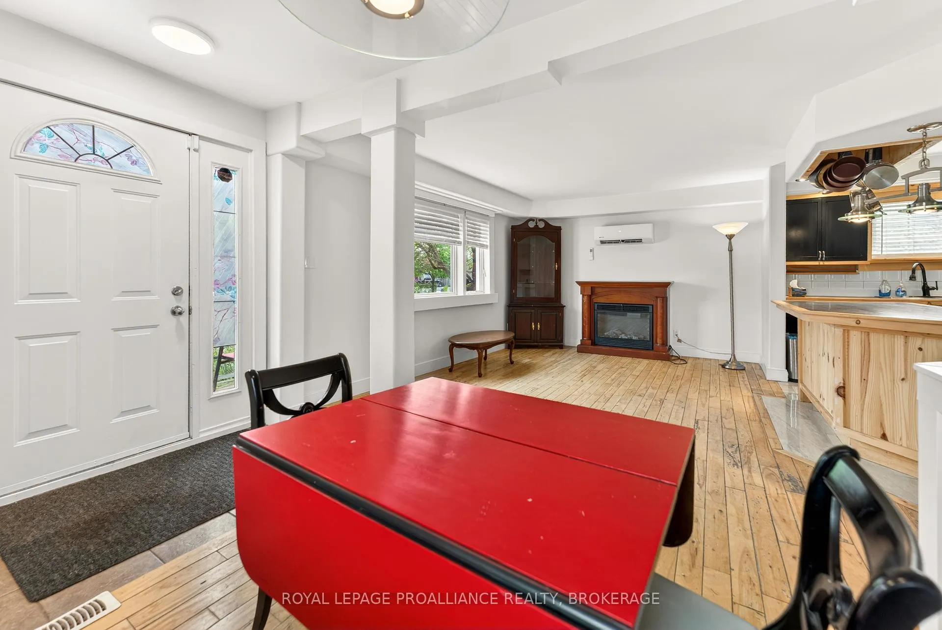 Photo 8 of 169 Carruthers Avenue, Kingston, Central City East — HOMEH