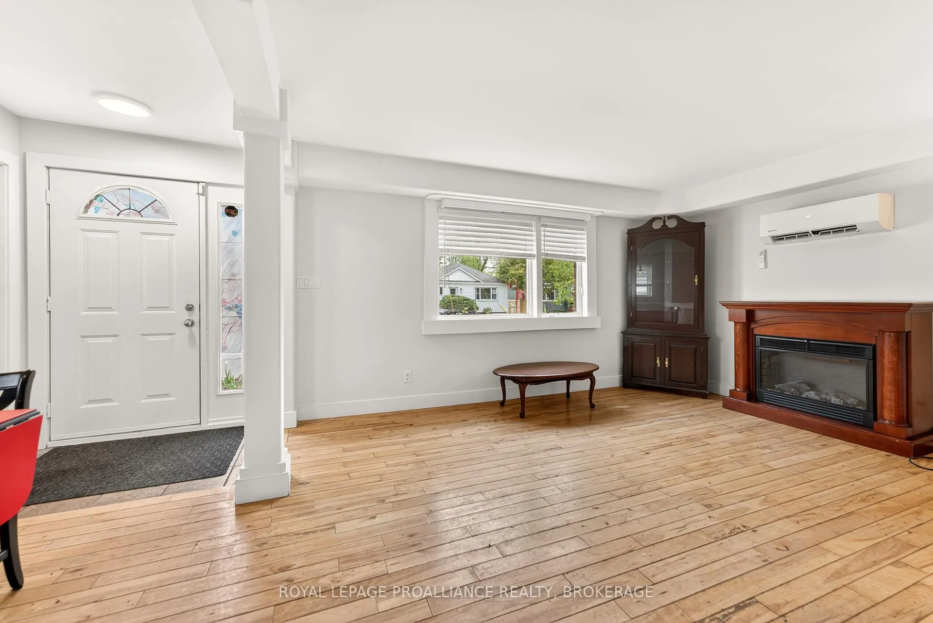 Photo 12 of 169 Carruthers Avenue, Kingston, Central City East — HOMEH
