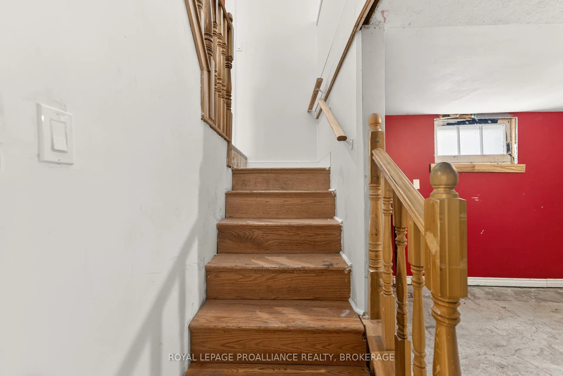 Photo 23 of 169 Carruthers Avenue, Kingston, Central City East — HOMEH