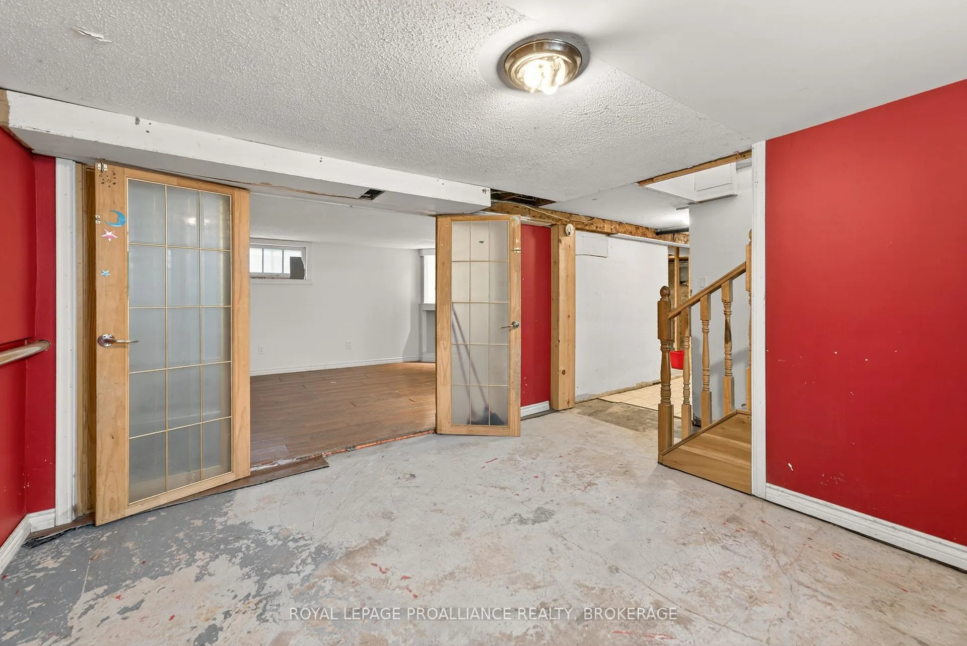 Photo 25 of 169 Carruthers Avenue, Kingston, Central City East — HOMEH