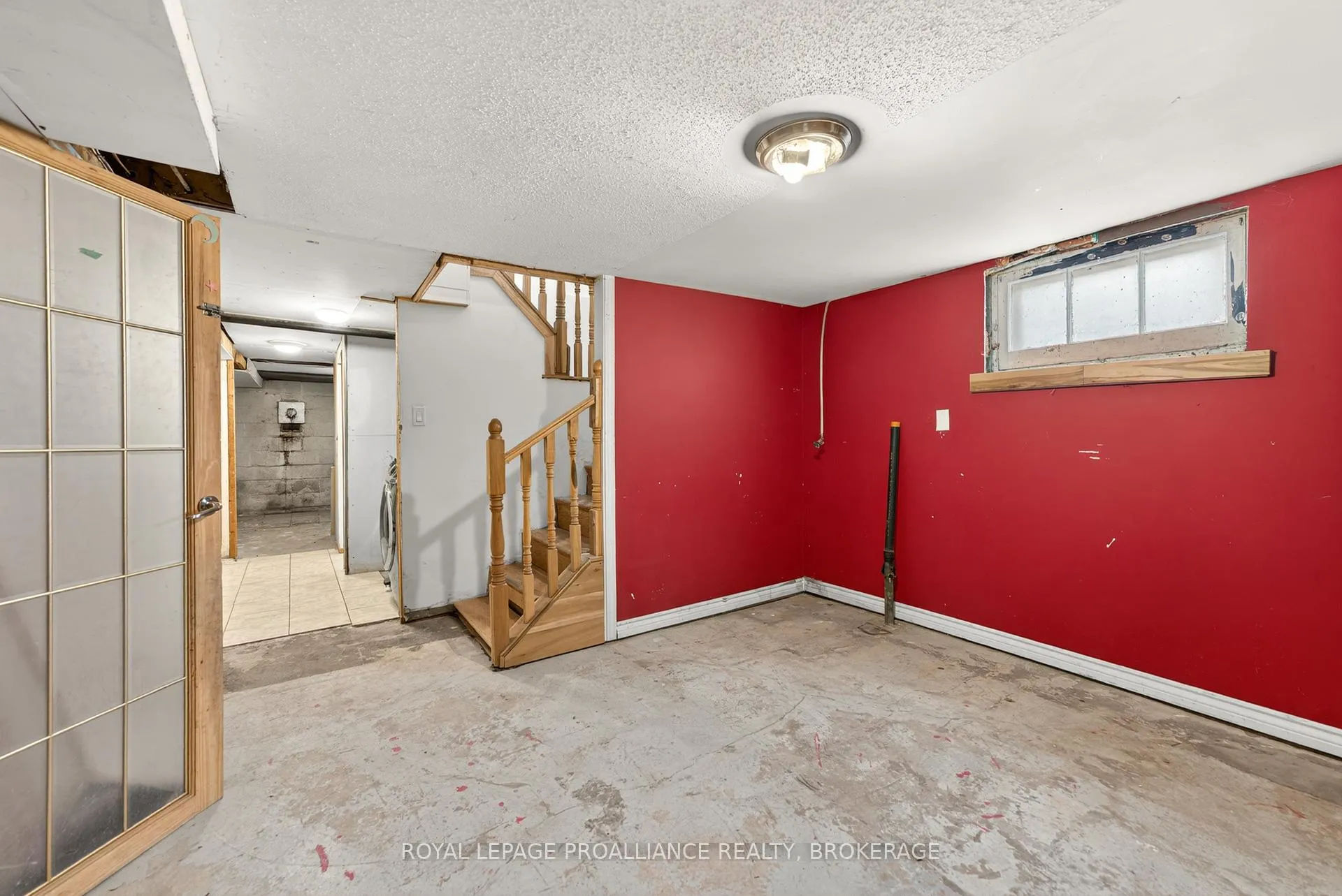 Photo 26 of 169 Carruthers Avenue, Kingston, Central City East — HOMEH