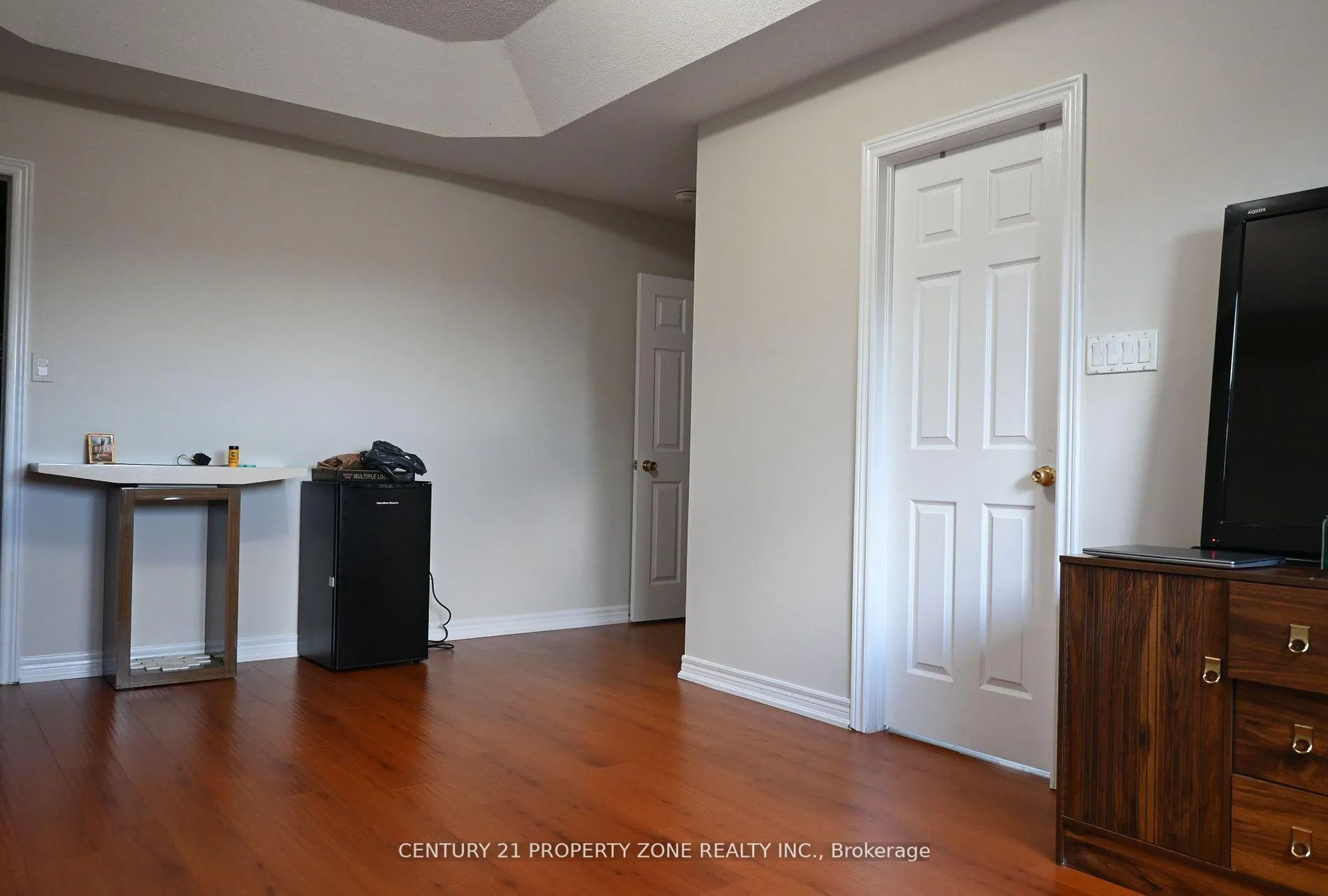 Photo 15 of 39 Harbourtown Crescent, Brampton, Madoc — HOMEH