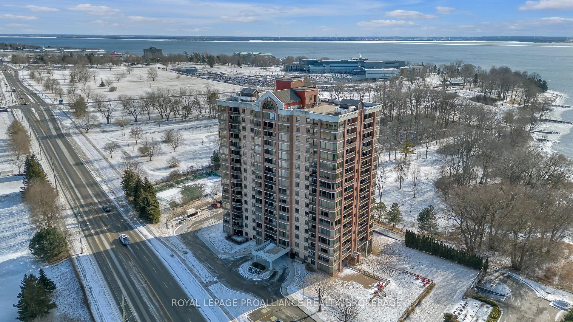 Front of Unit 705, 1000 King Street W