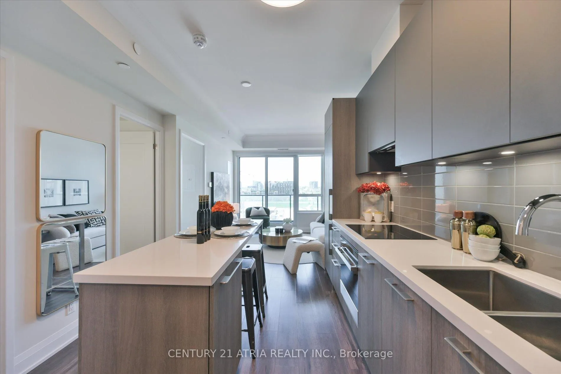 Photo 13 of Unit 1107, 18 Water Walk Drive, Markham, Unionville — HOMEH