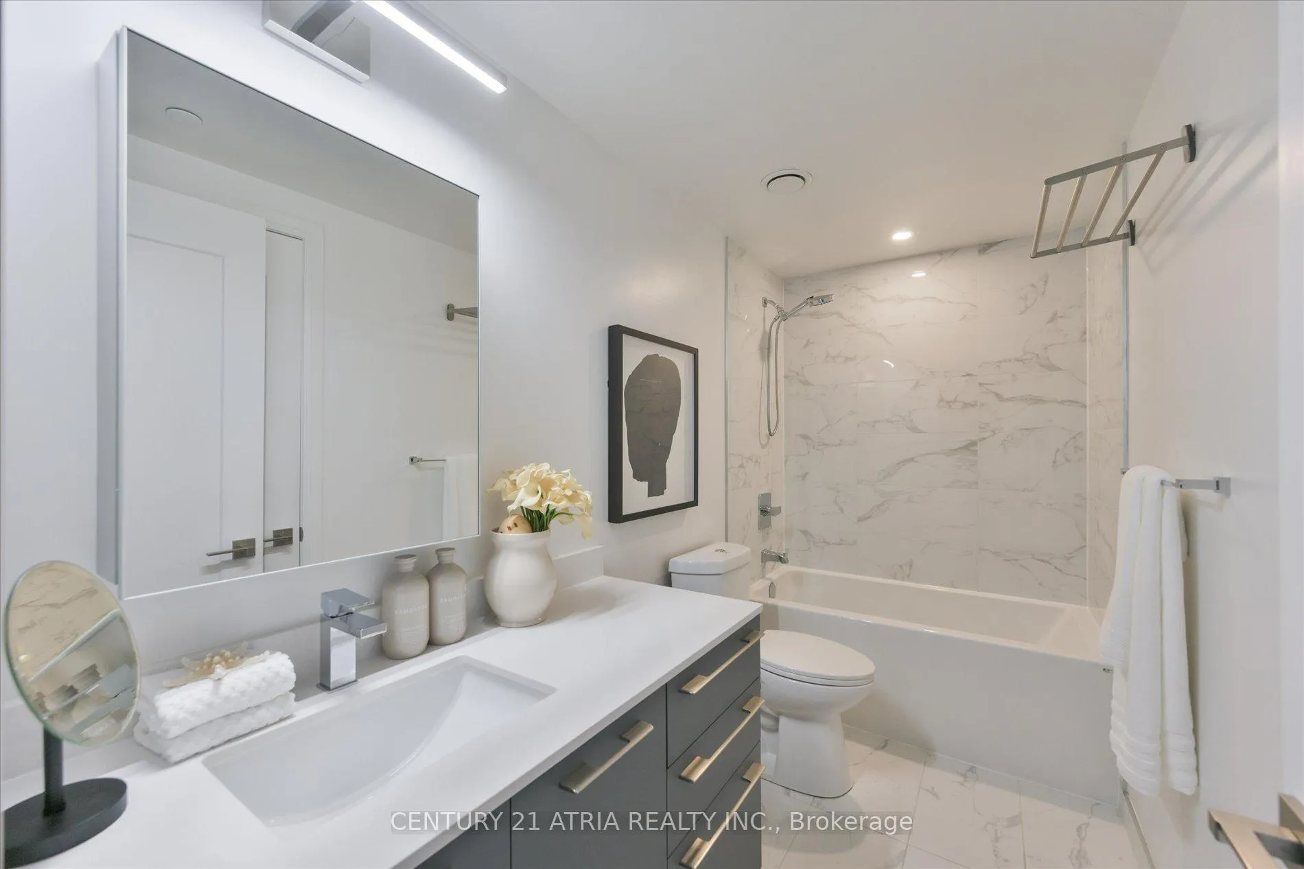 Photo 19 of Unit 1107, 18 Water Walk Drive, Markham, Unionville — HOMEH