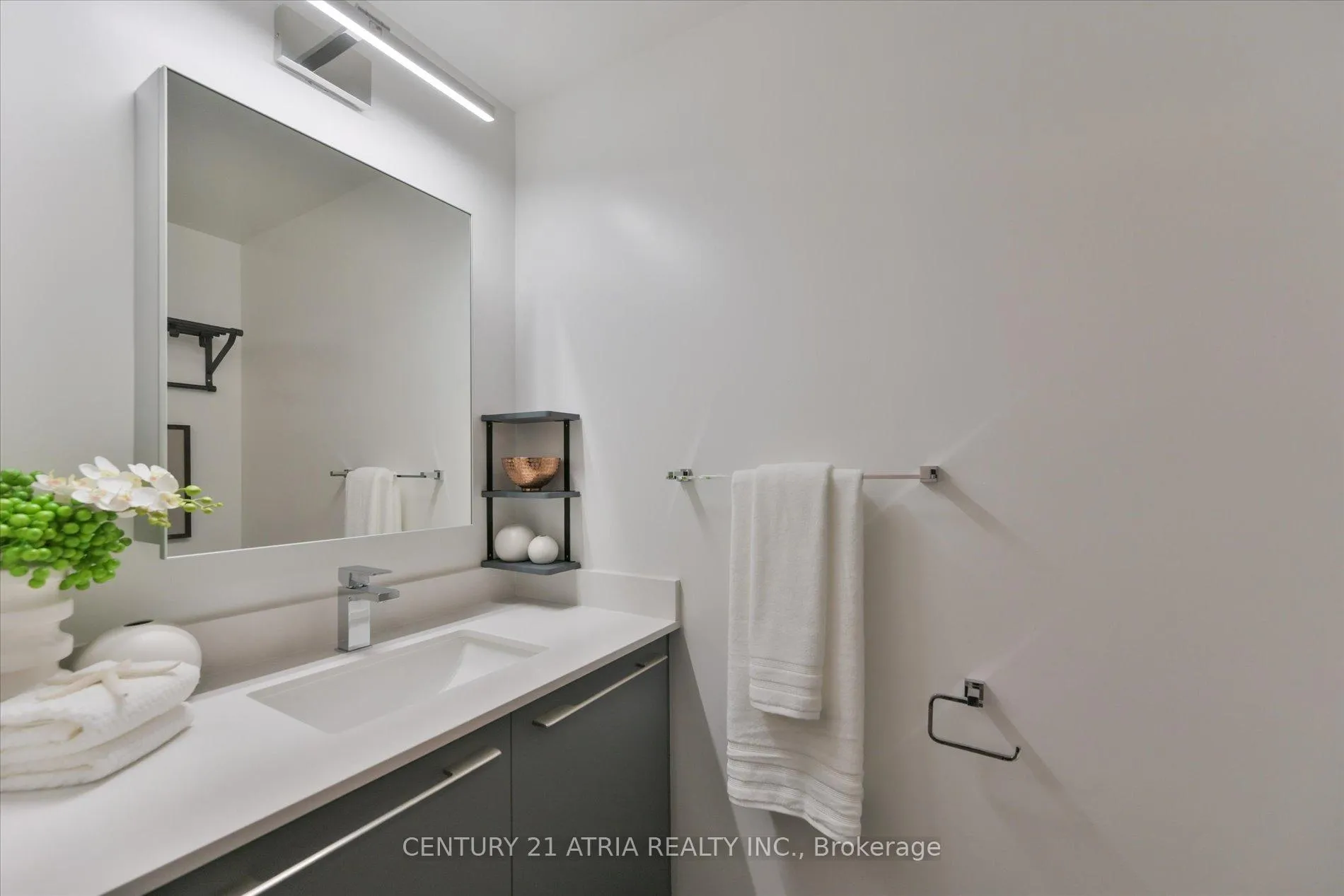 Photo 22 of Unit 1107, 18 Water Walk Drive, Markham, Unionville — HOMEH