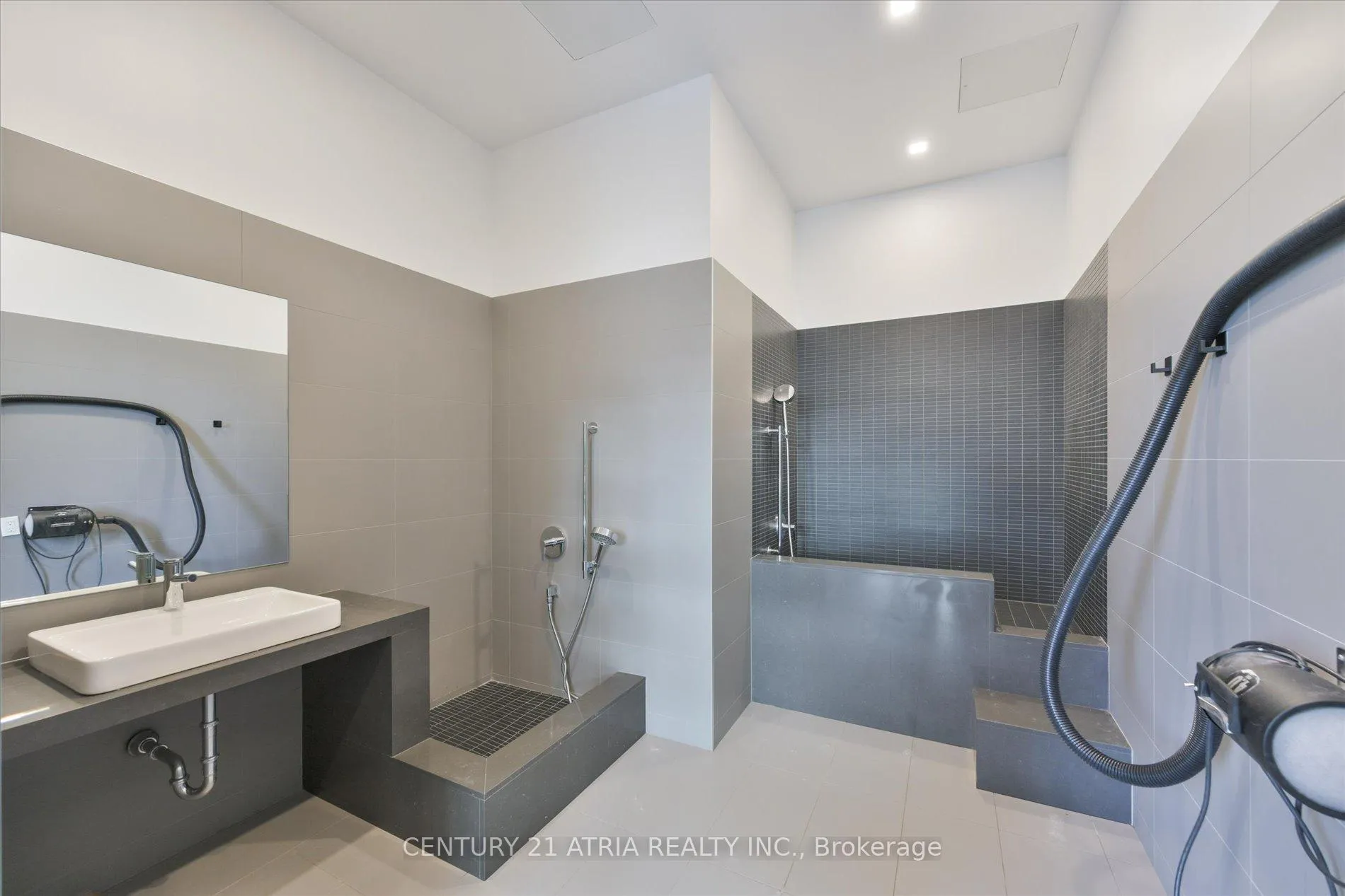 Photo 41 of Unit 1107, 18 Water Walk Drive, Markham, Unionville — HOMEH