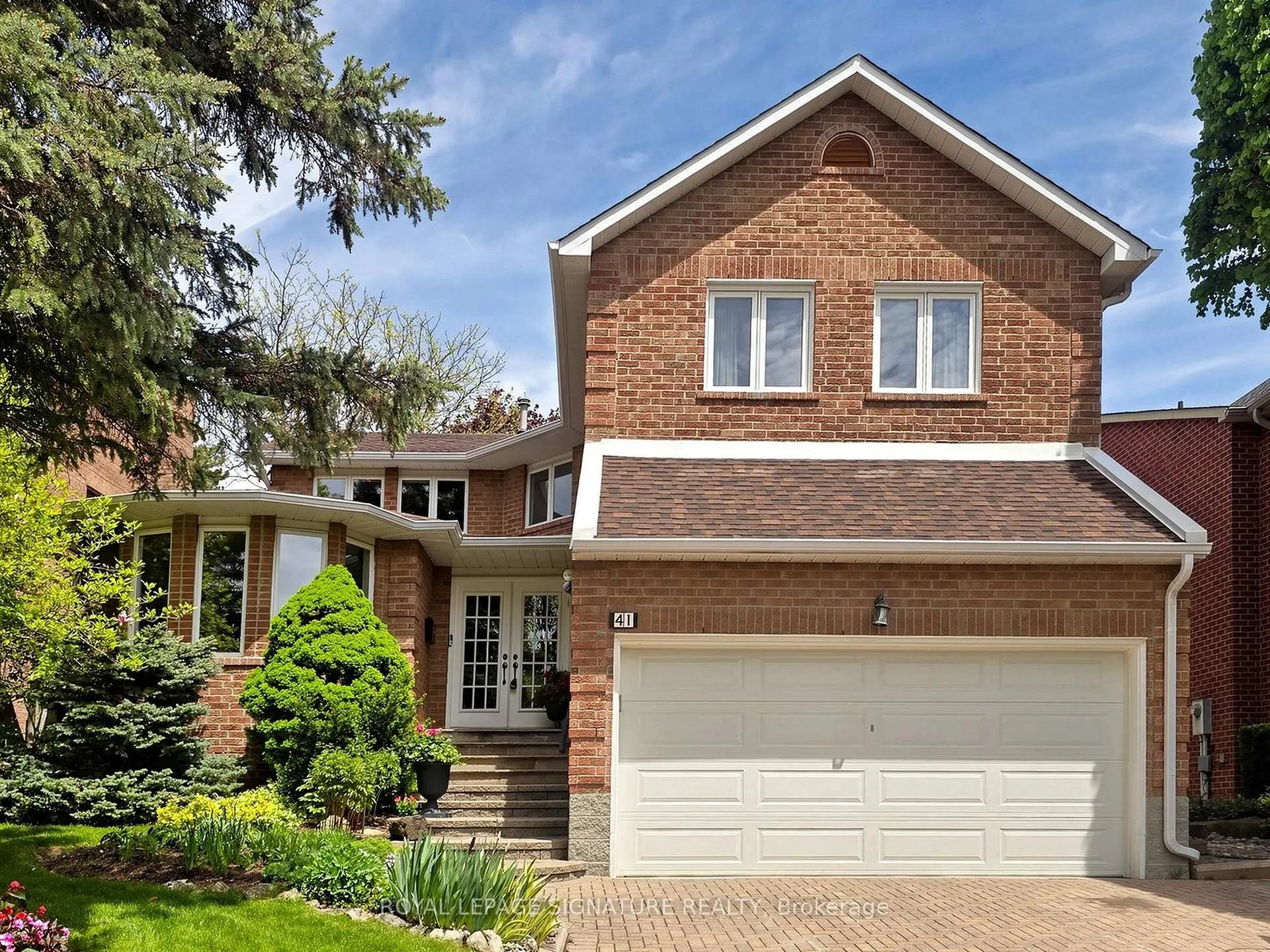Photo 2 of 41 Prince Edward Boulevard, Markham, Thornlea — HOMEH