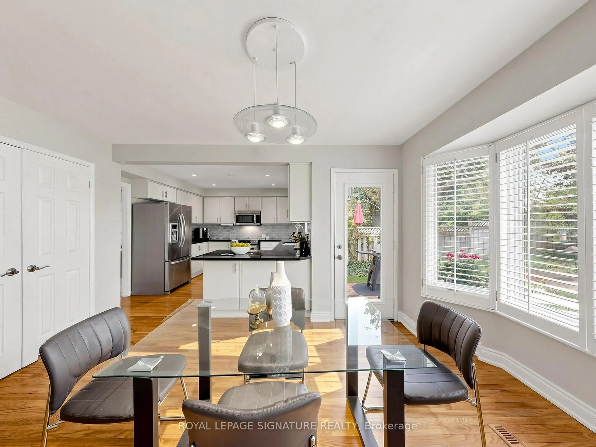 Photo 21 of 41 Prince Edward Boulevard, Markham, Thornlea — HOMEH