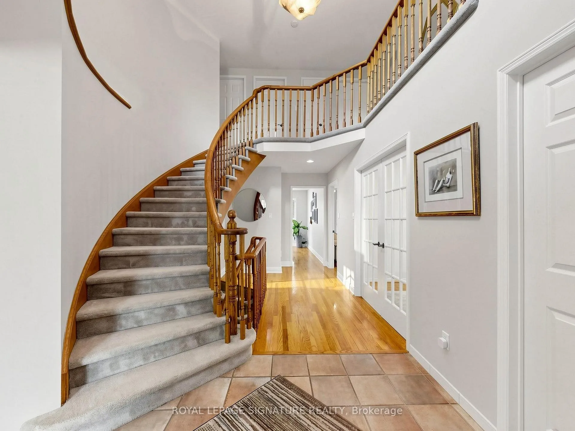 Photo 24 of 41 Prince Edward Boulevard, Markham, Thornlea — HOMEH