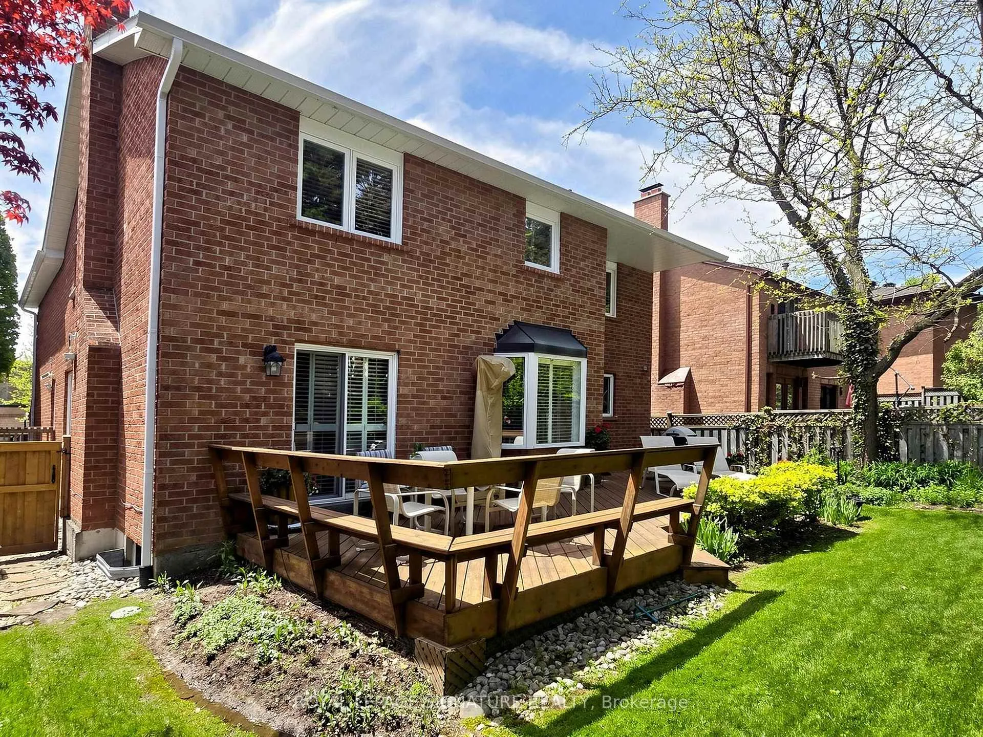 Photo 44 of 41 Prince Edward Boulevard, Markham, Thornlea — HOMEH