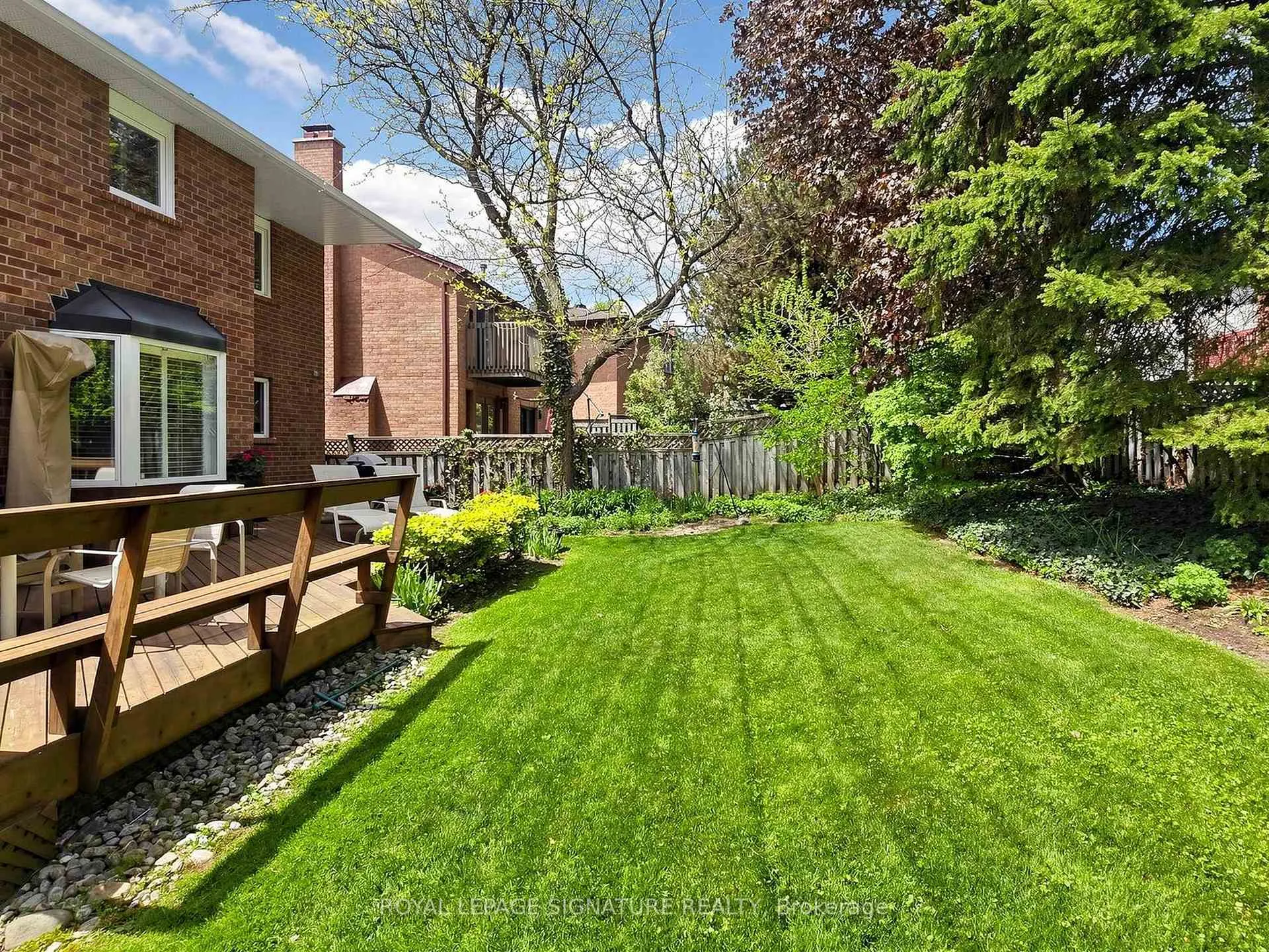 Photo 45 of 41 Prince Edward Boulevard, Markham, Thornlea — HOMEH